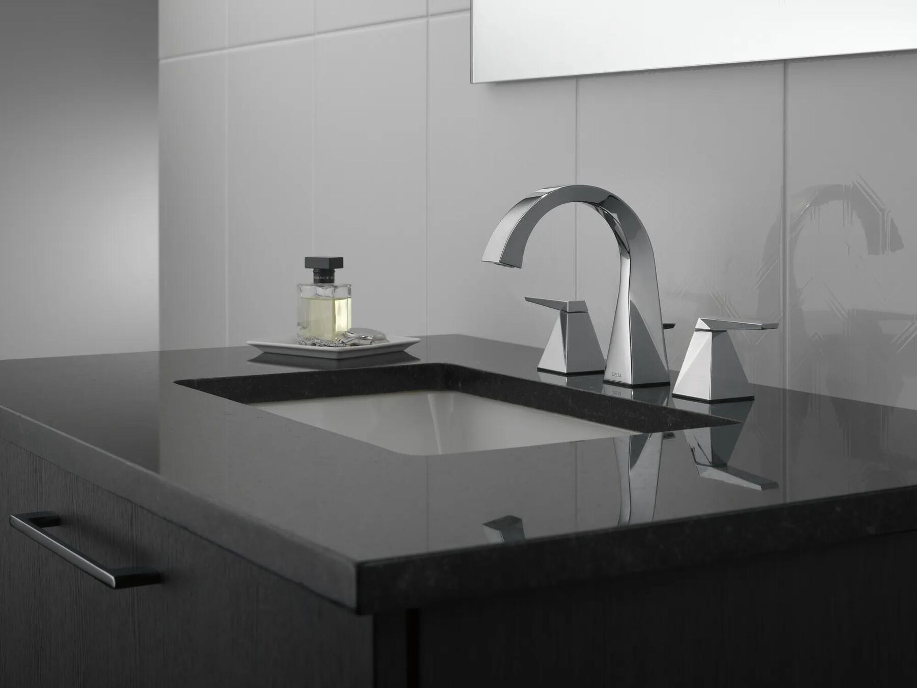 Two Handle Widespread Bathroom Faucet