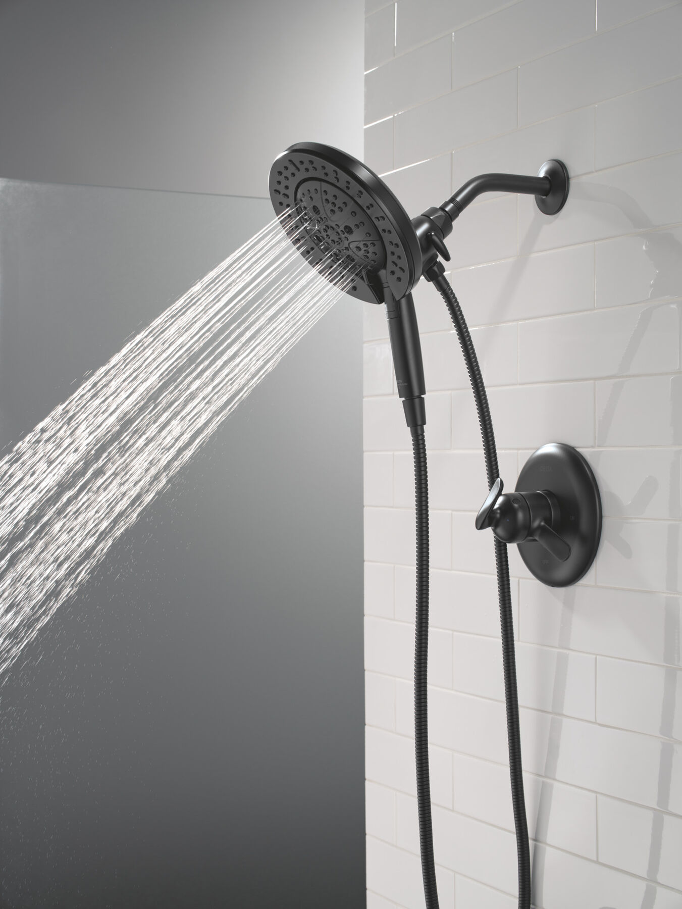 17 Series Shower Trim with In2ition Shower Head