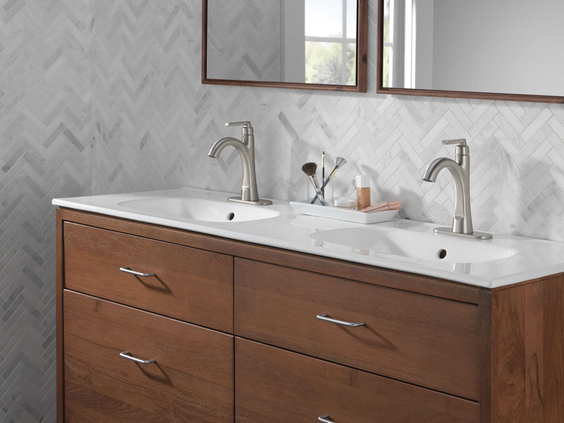 Single Handle Bathroom Faucet