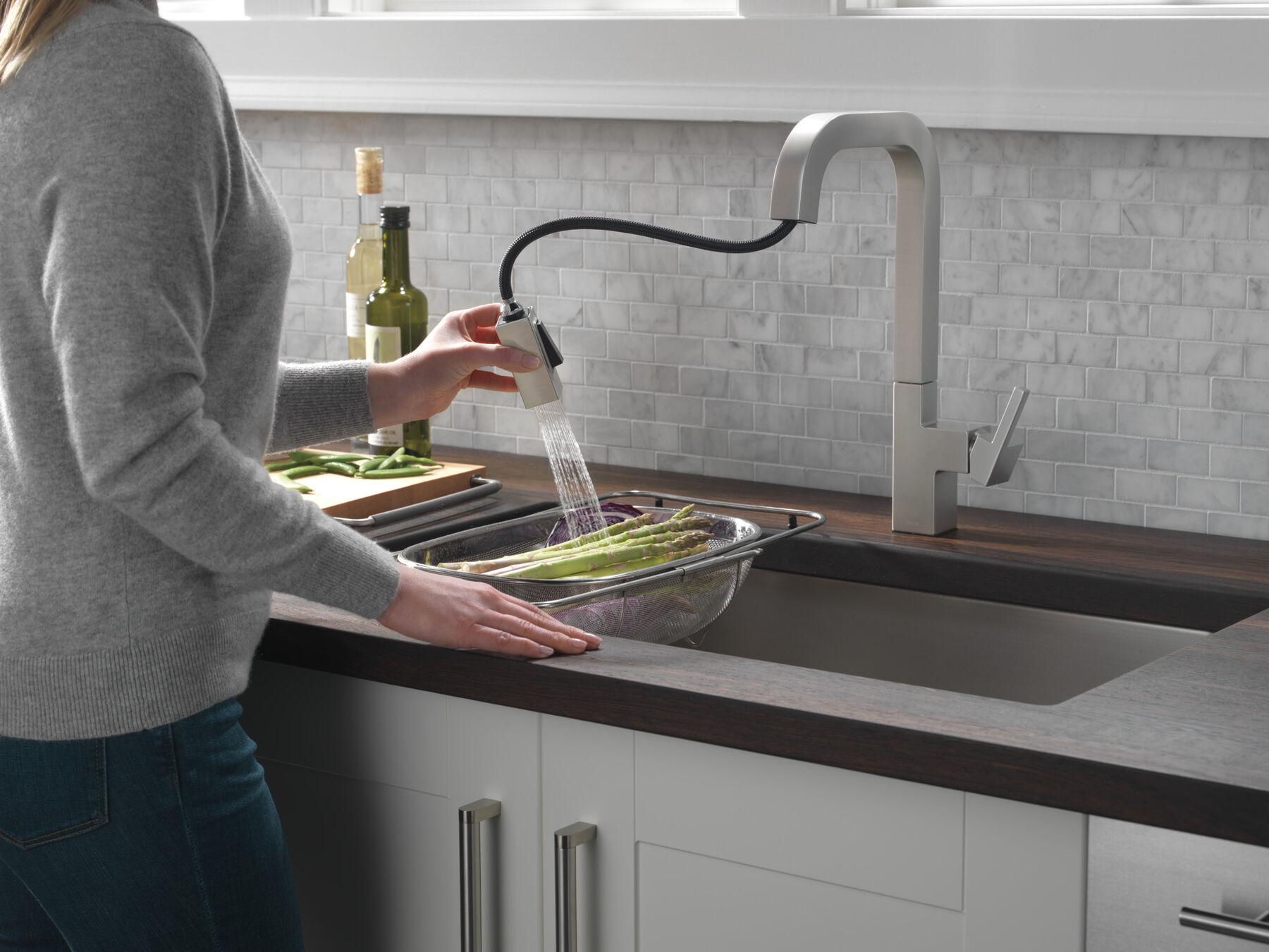 Pull-Down Kitchen Faucet (Recertified)