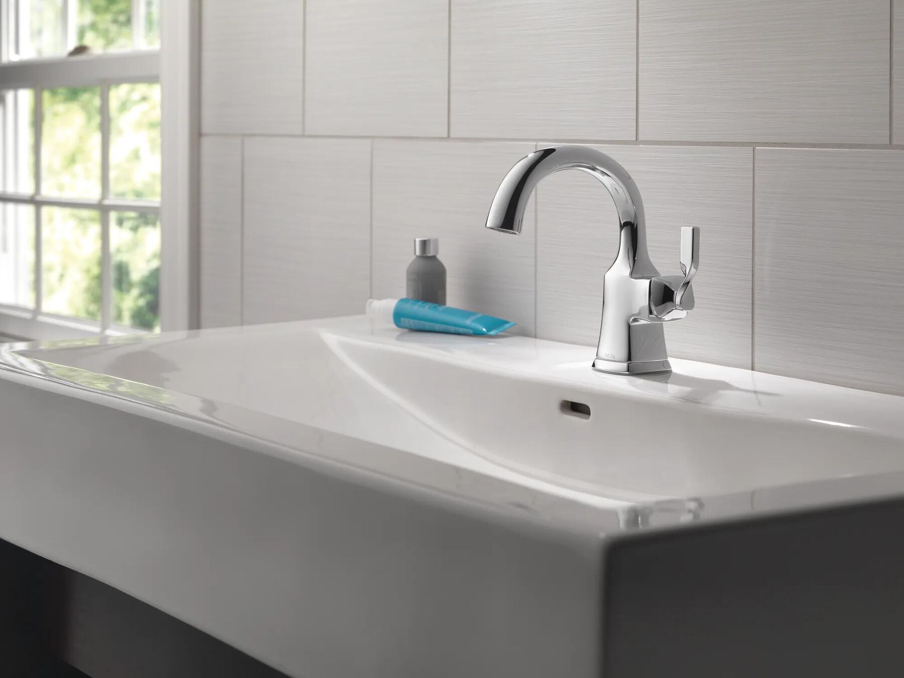 Single Handle Bathroom Faucet