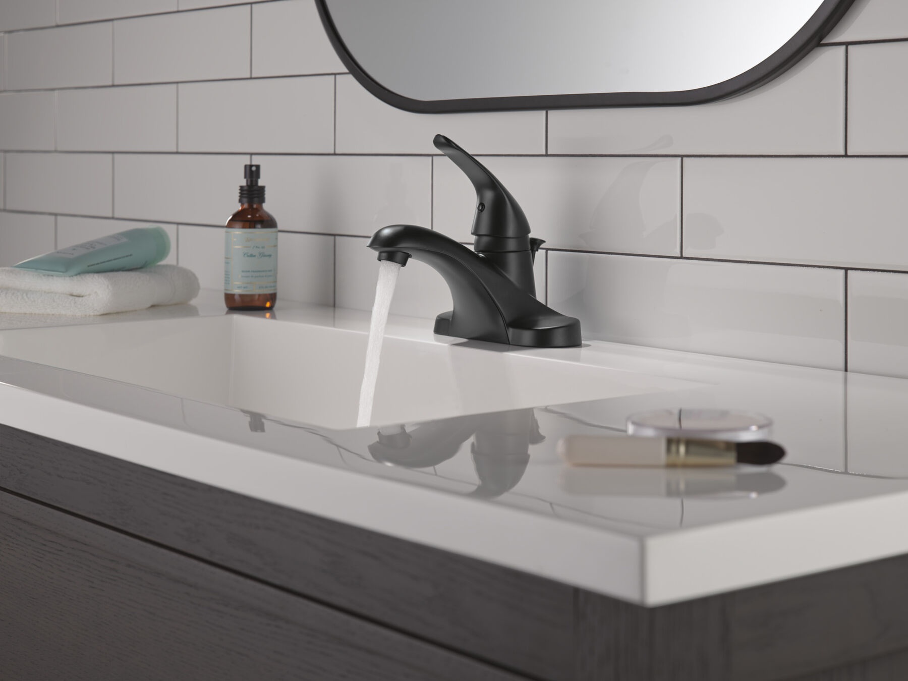 Single Handle Centerset Bathroom Faucet