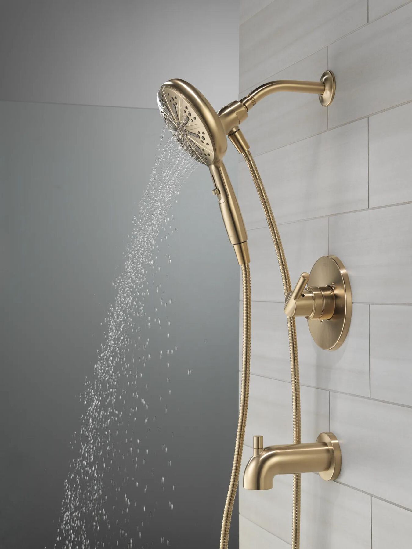 Monitor&reg; 14 Series Tub and Shower with SureDock&reg; Hand Shower