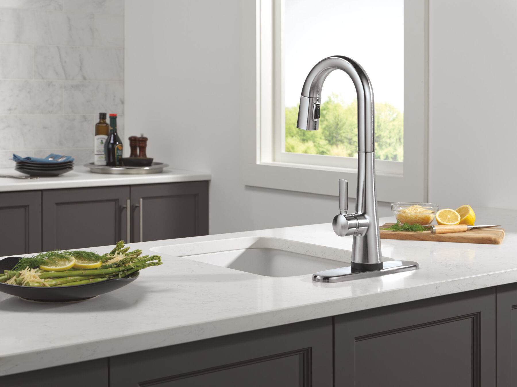Touch2O&reg; Bar / Prep Faucet with Touchless Technology