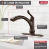Single Handle Pull-Out Kitchen Faucet with Touch2O&reg; Technology