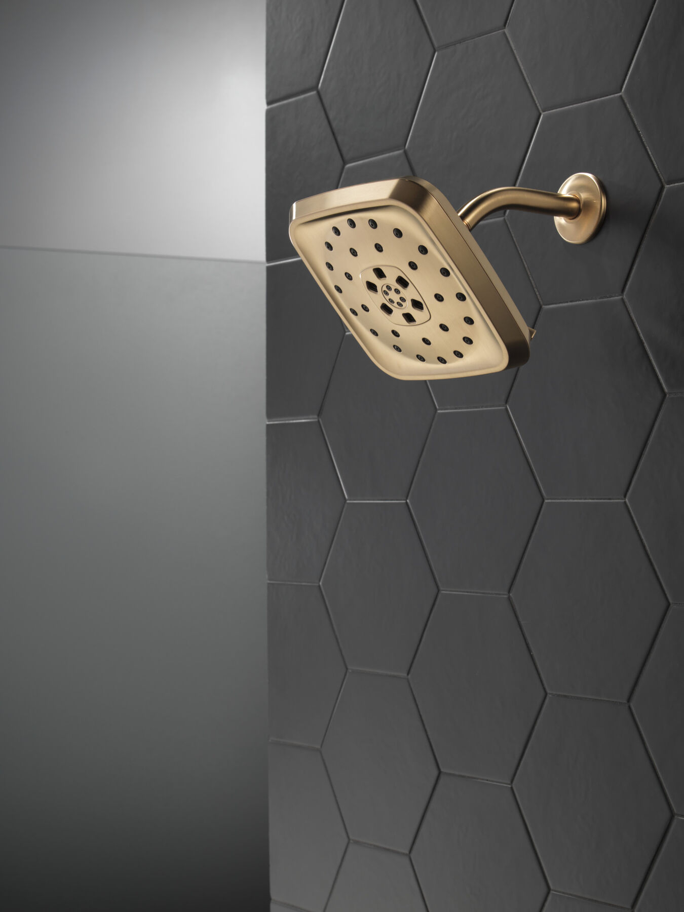 H2Okinetic&reg; 4-Setting Shower Head with Ultrasoak&reg;