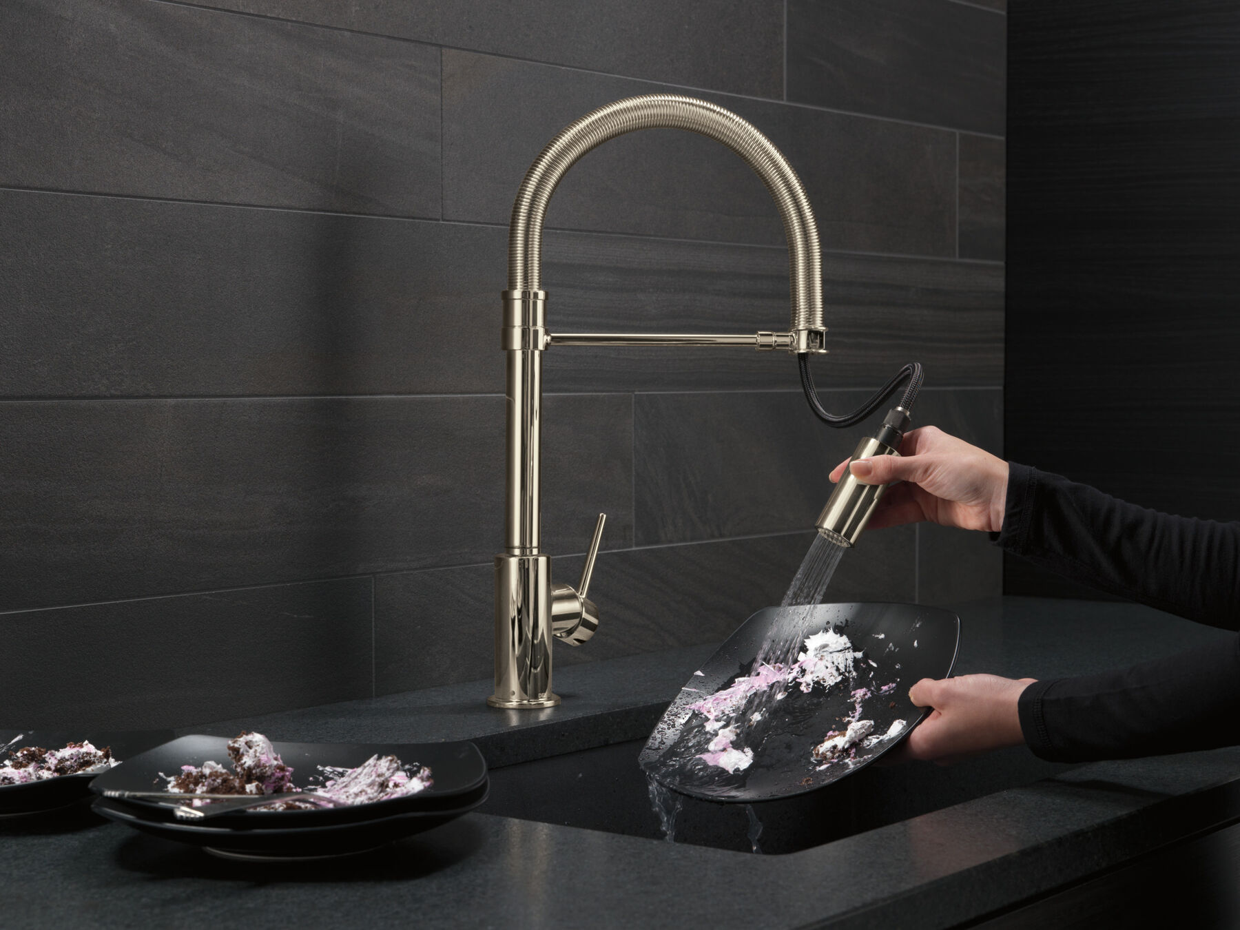 Single-Handle Pull-Down Spring Kitchen Faucet