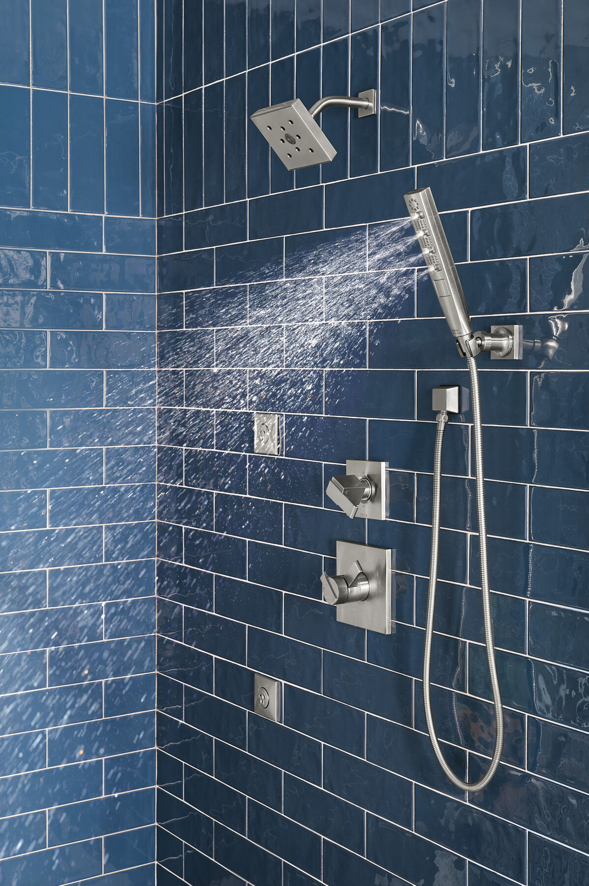H<sub>2</sub>Okinetic&reg; 4-Setting Wall Mount Hand Shower