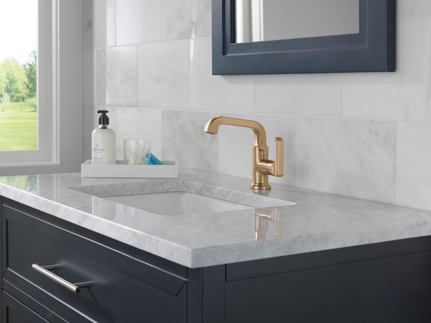 Single Handle Bathroom Faucet