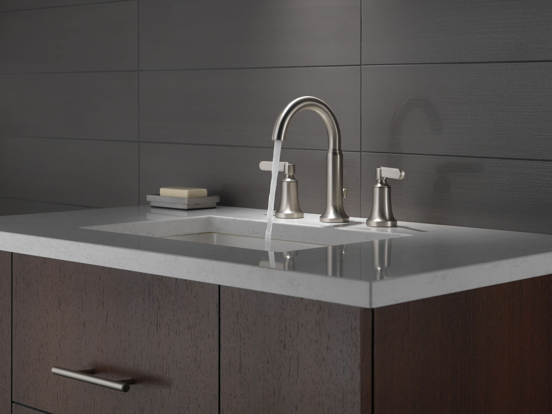Two Handle Widespread Bathroom Faucet