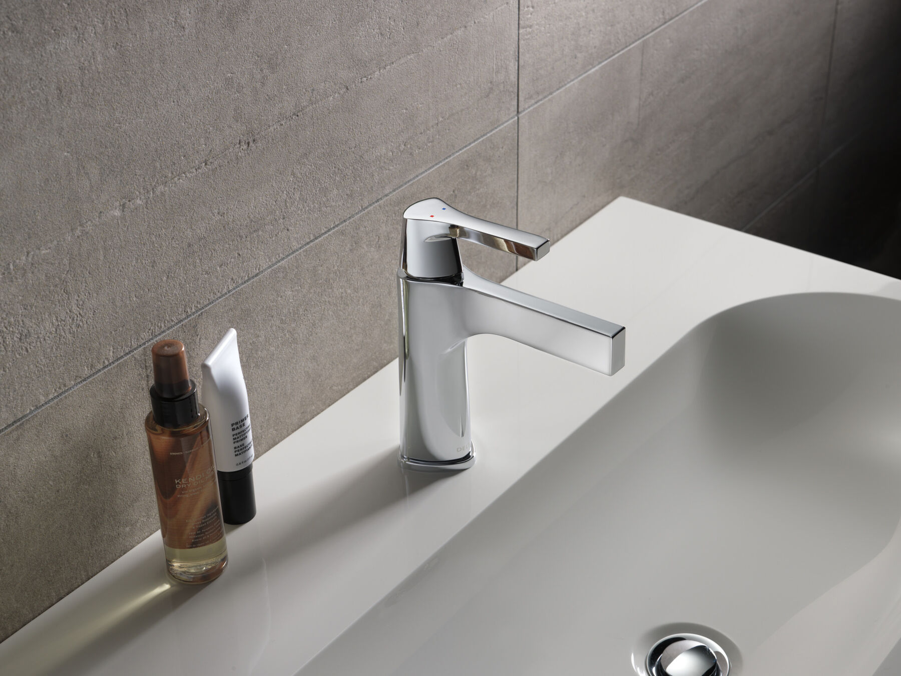 Single-Hole Bathroom Faucet (Recertified)