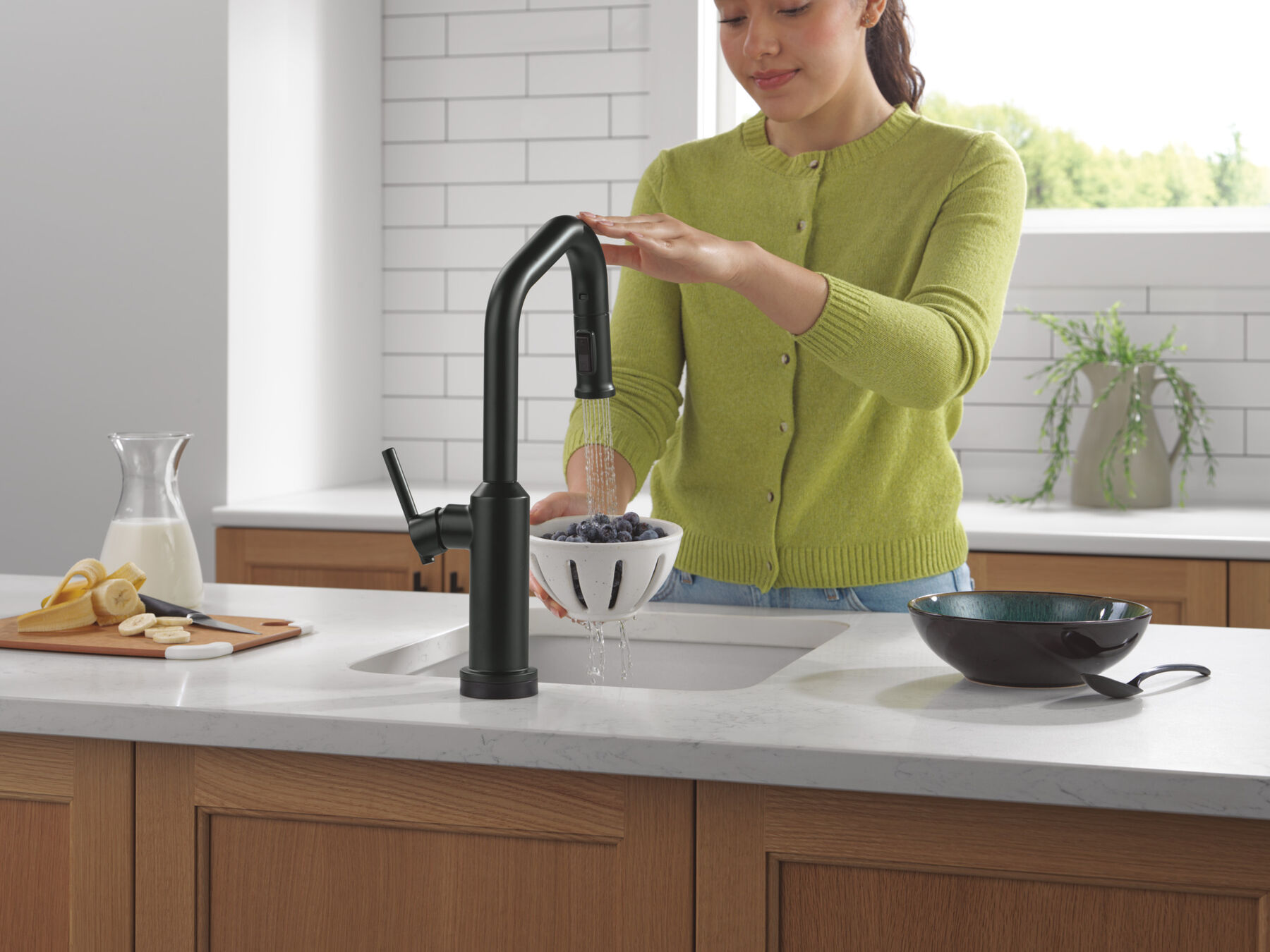 Touch2O&reg; Bar / Prep Faucet with Touchless Technology