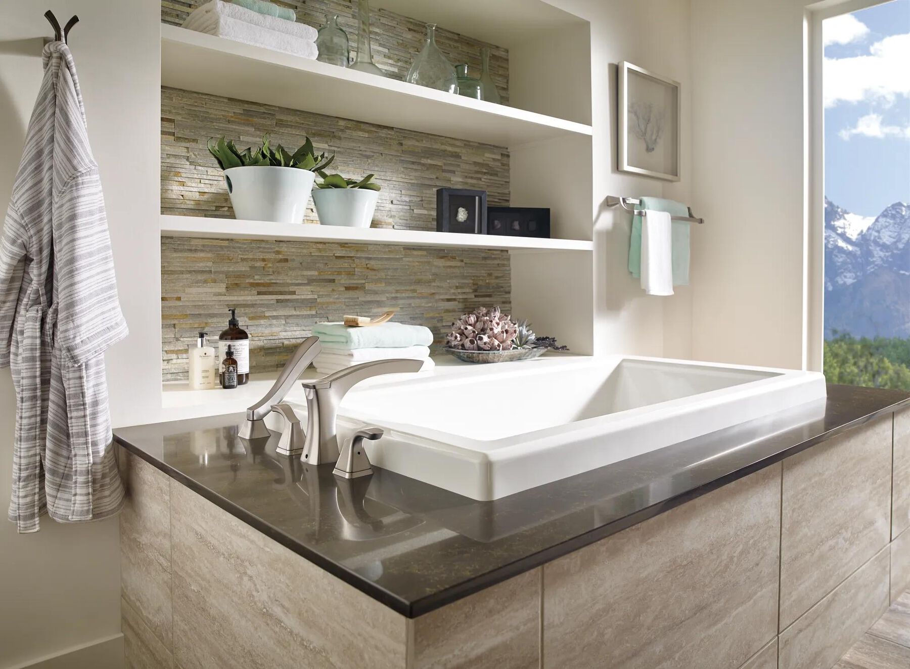 Roman Tub with Hand Shower Trim