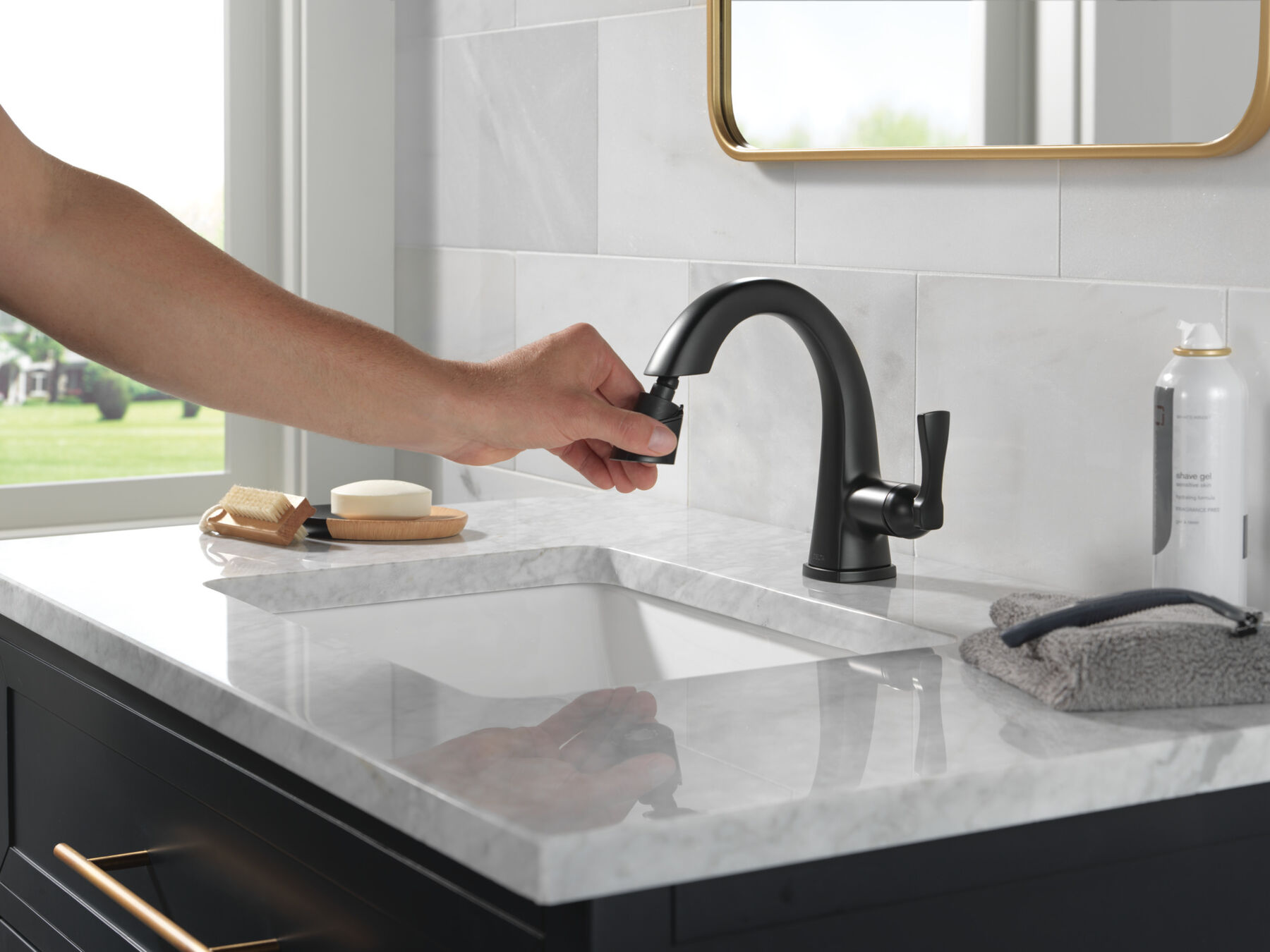 Single Handle Pull Down Bathroom Faucet (Recertified)