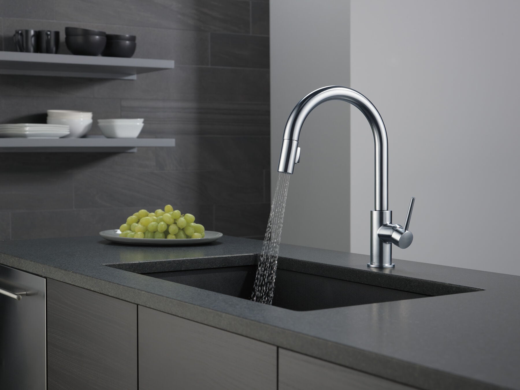 Single Handle Pull-Down Kitchen Limited Swivel