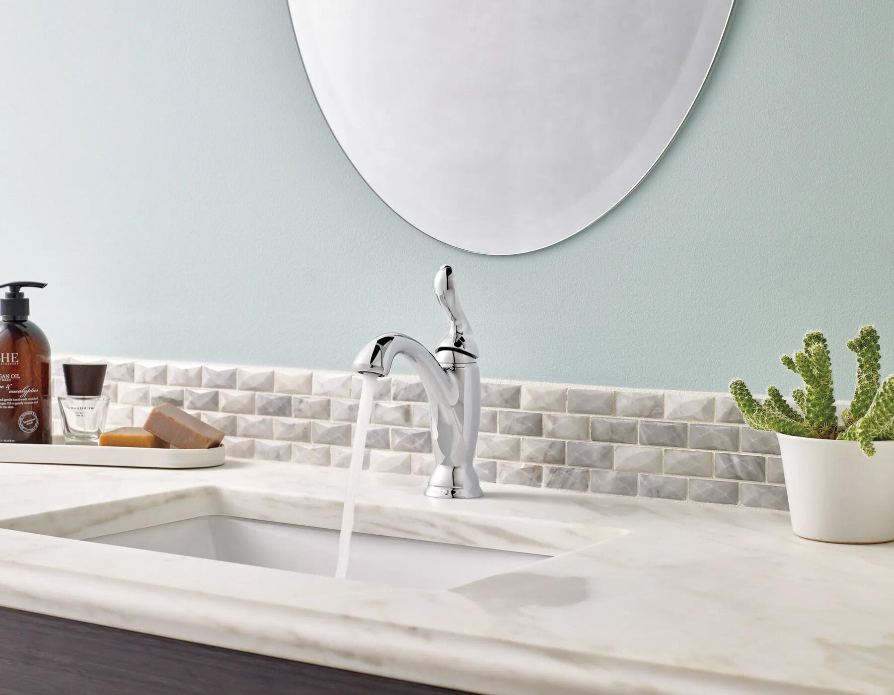 Single Handle Bathroom Faucet