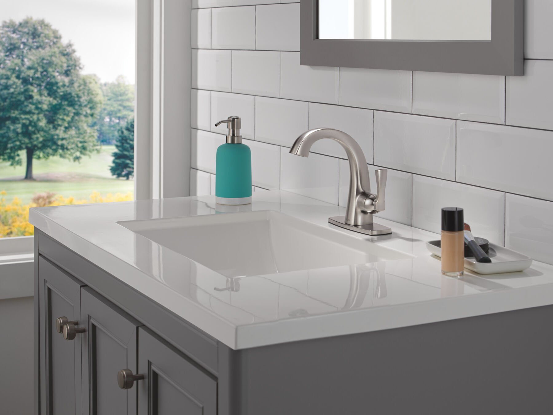 Single Handle Bathroom Faucet
