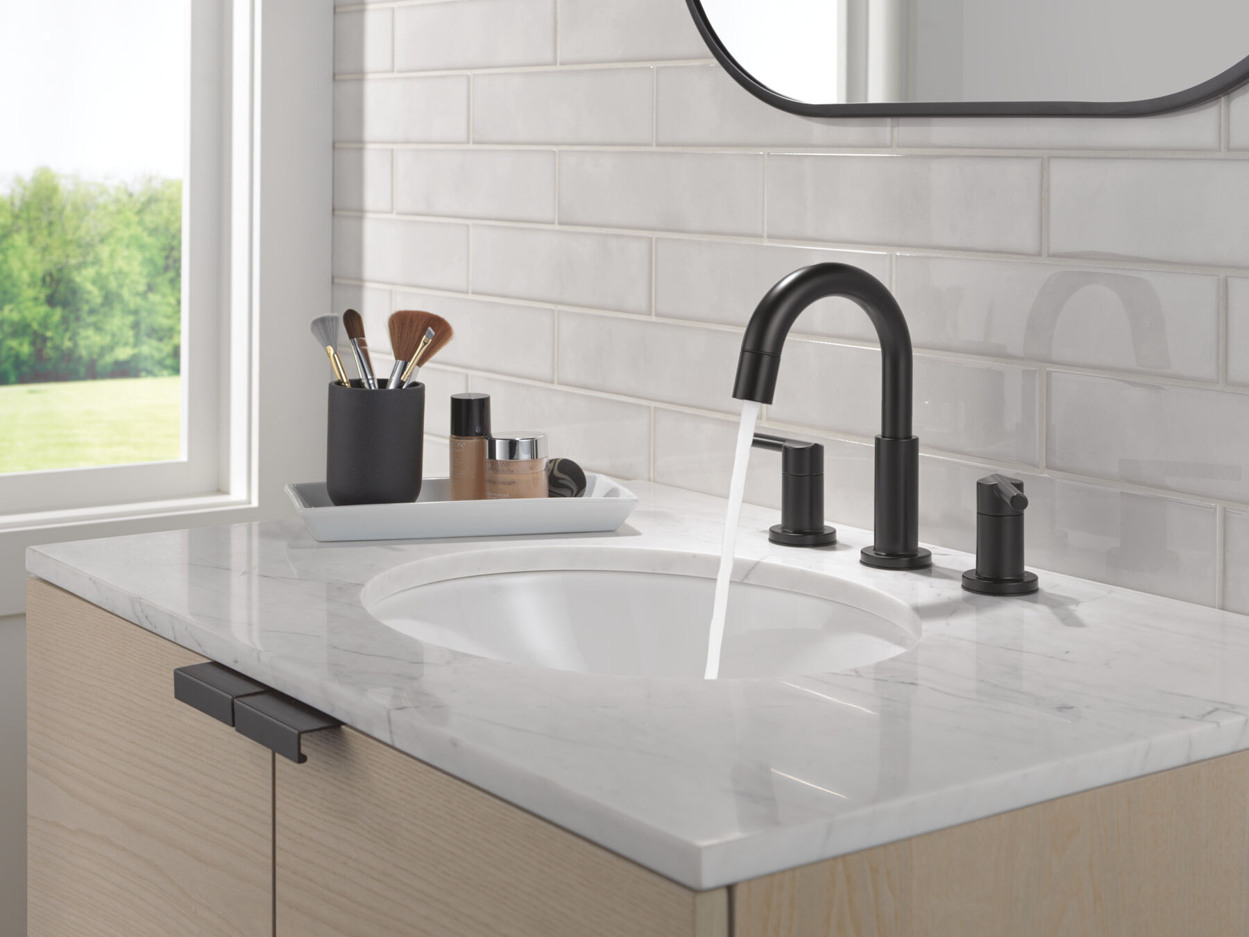 Two Handle Widespread Pull-Down Bathroom Faucet