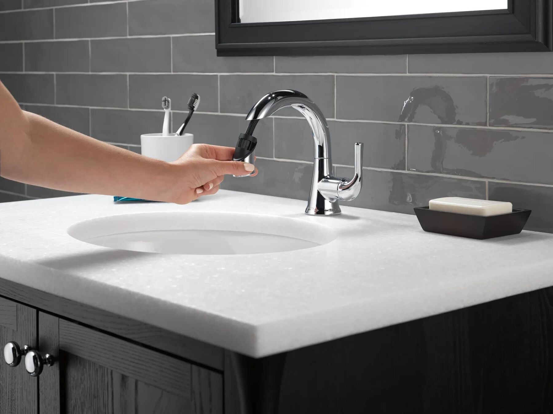 Single Handle Pull-Down Bathroom Faucet