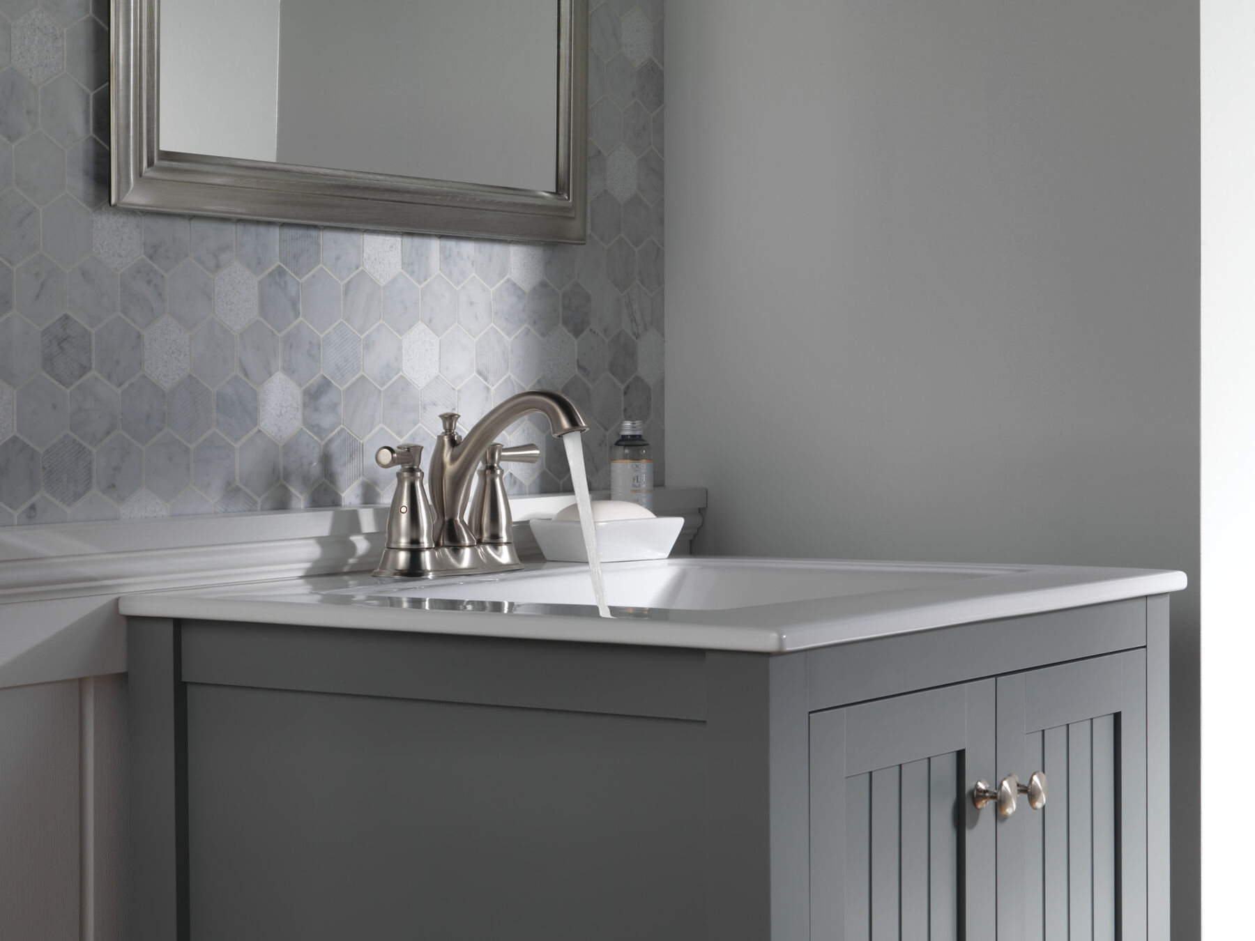 Traditonal Two Handle Centerset Bathroom Faucet (Recertified)