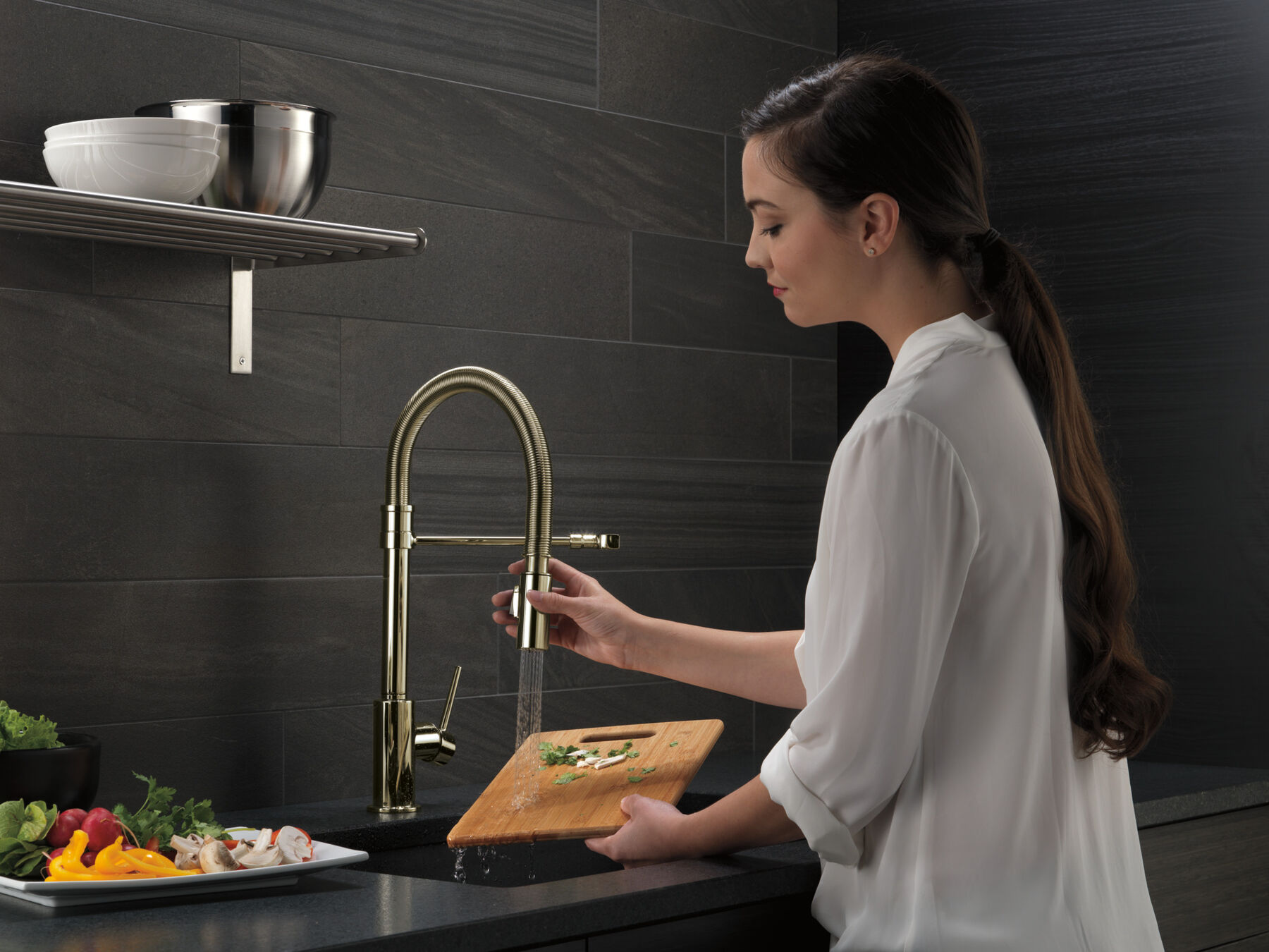 Single-Handle Pull-Down Spring Kitchen Faucet