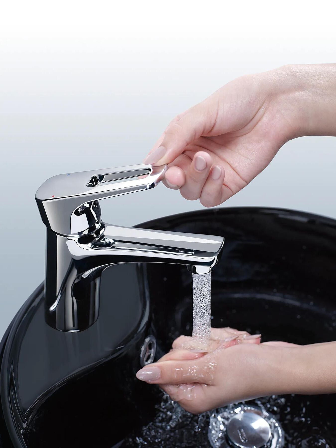 Single Handle Bathroom Faucet - Less Pop-Up