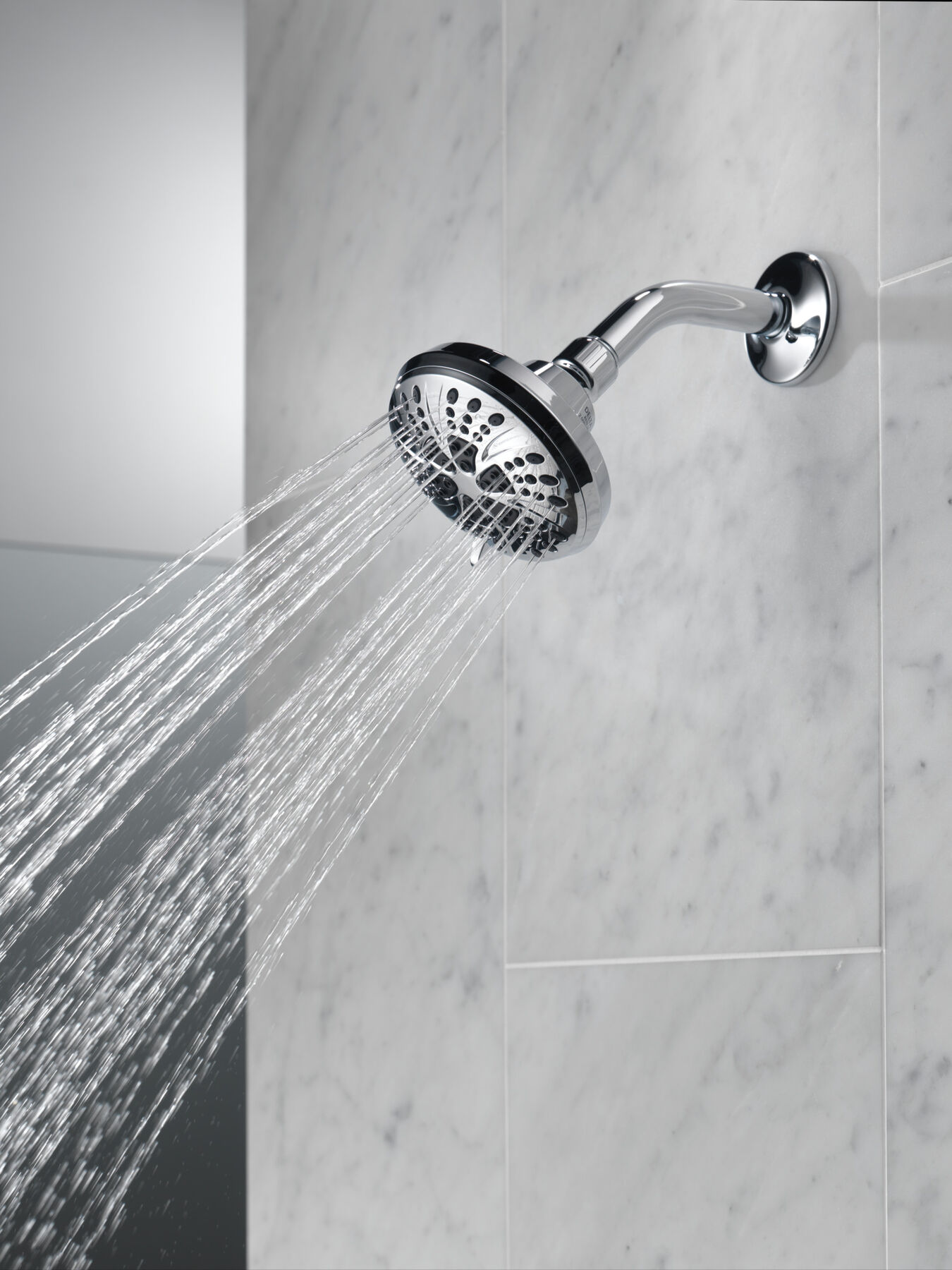 Shower Head 2.5 GPM 6-Setting (Recertified)