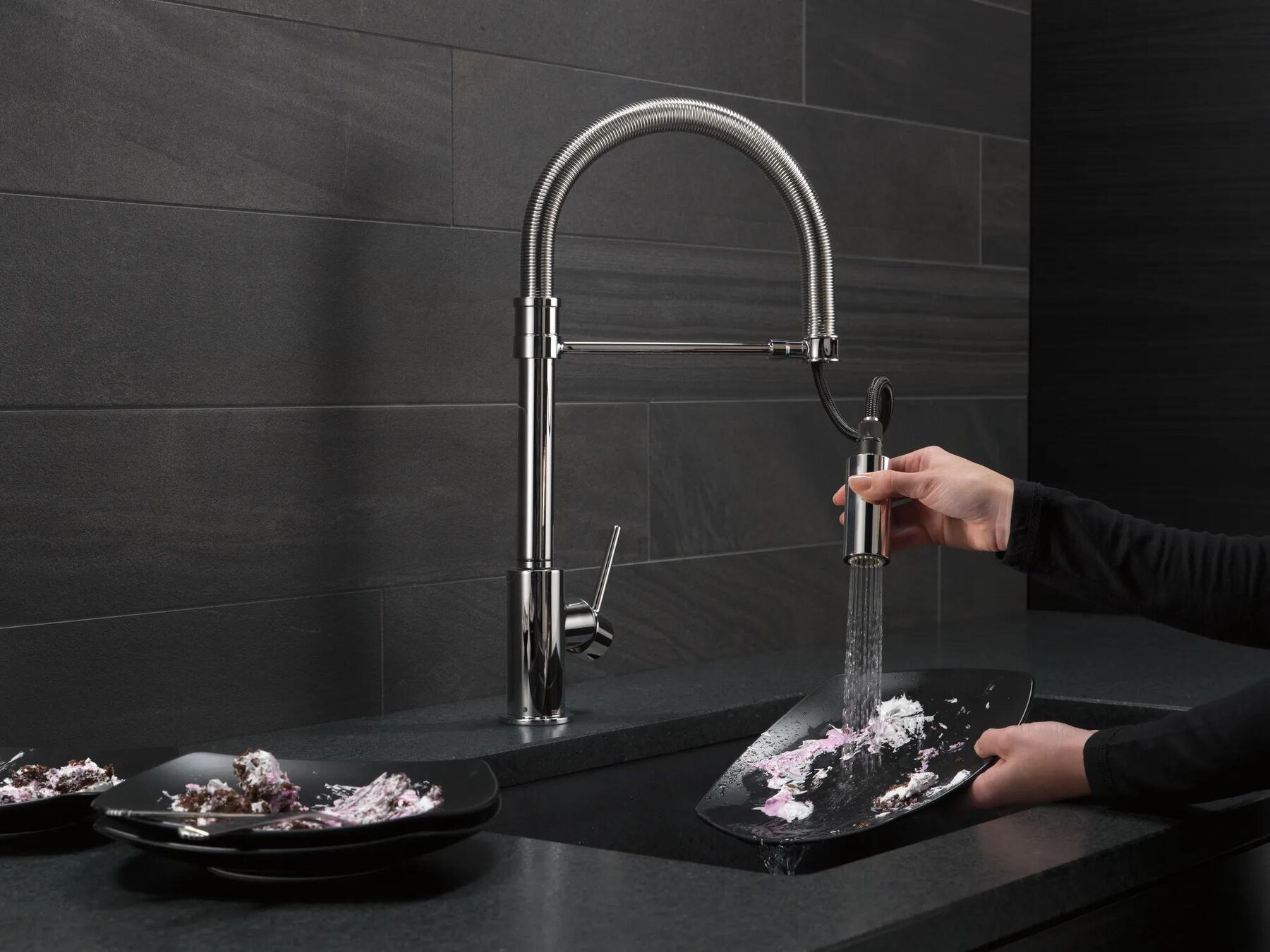 Single-Handle Pull-Down Spring Kitchen Faucet