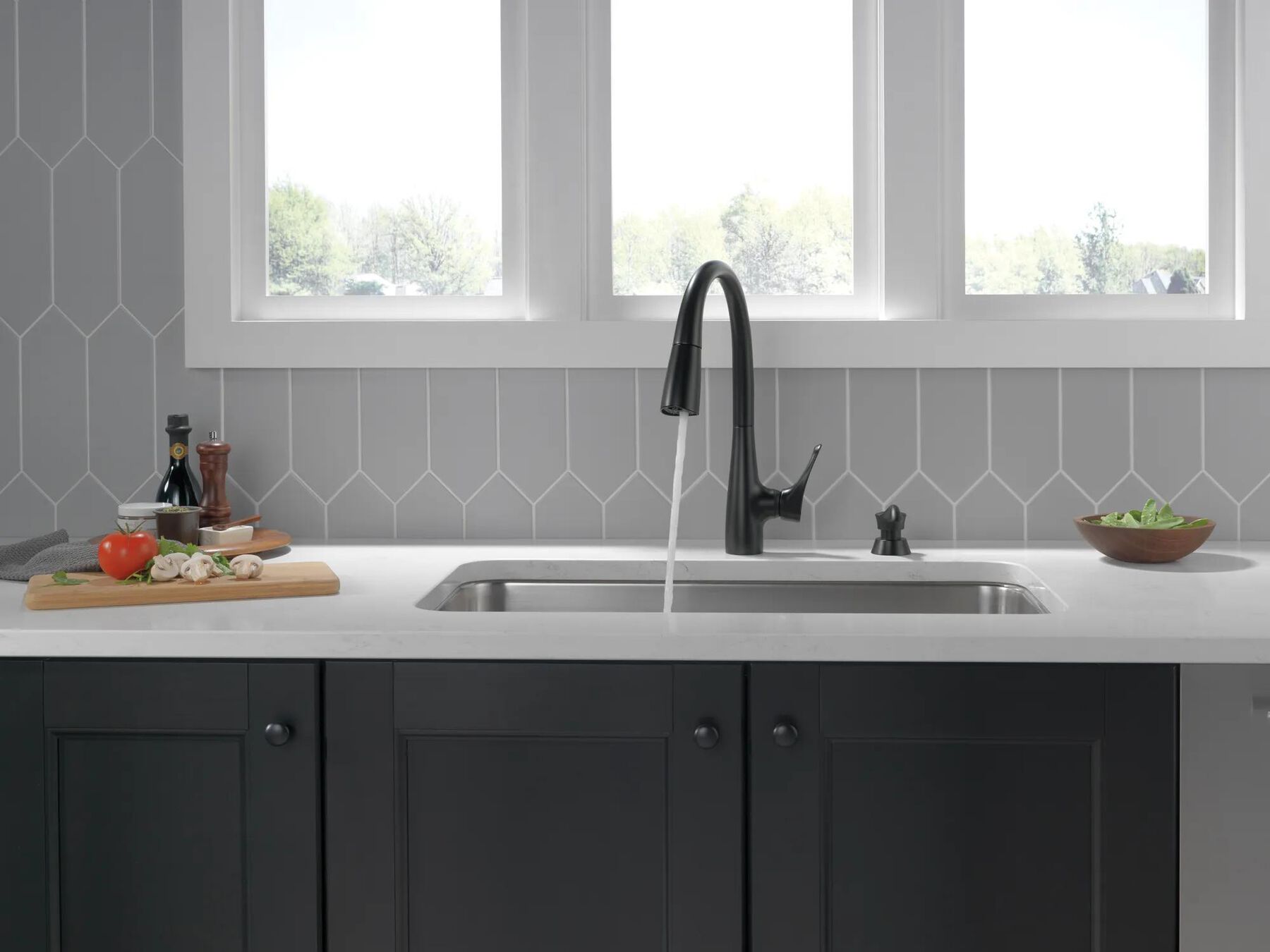Single Handle Pull-Down Kitchen Faucet with ShieldSpray&reg; Technology (Recertified)