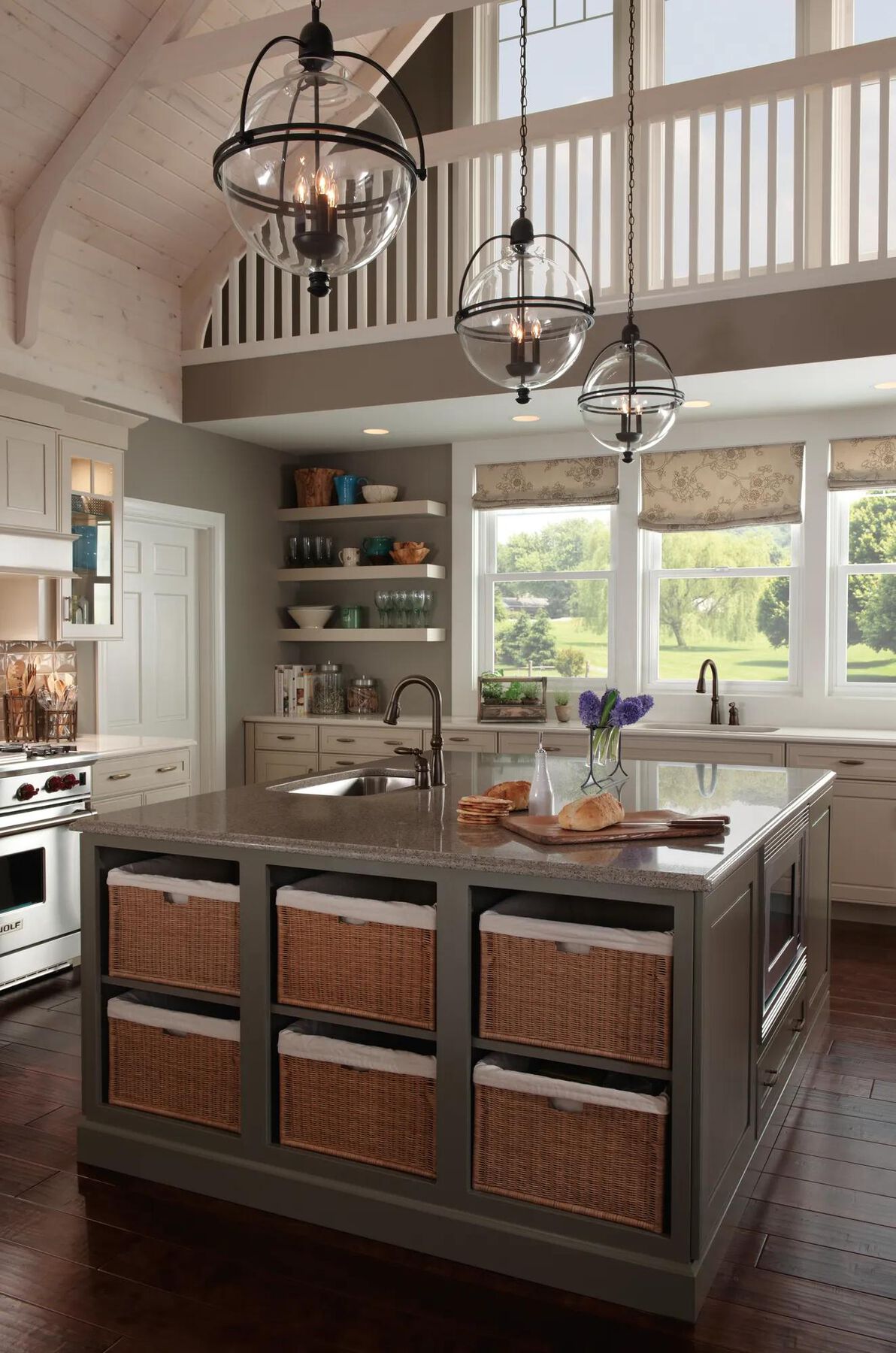 Single Handle Pull-Down Kitchen Faucet