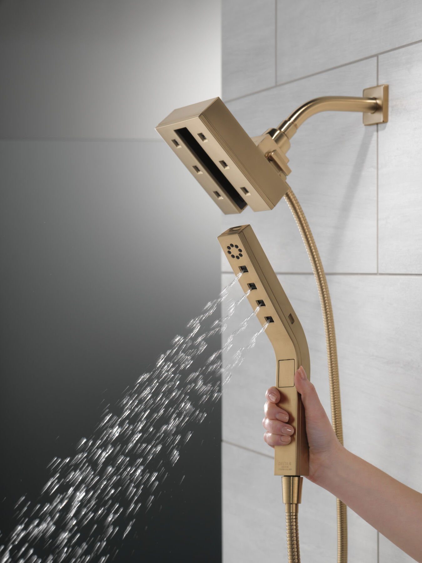 H<sub>2</sub>Okinetic&reg; In2ition&reg; 4-Setting Two-in-One Shower (Recertified)