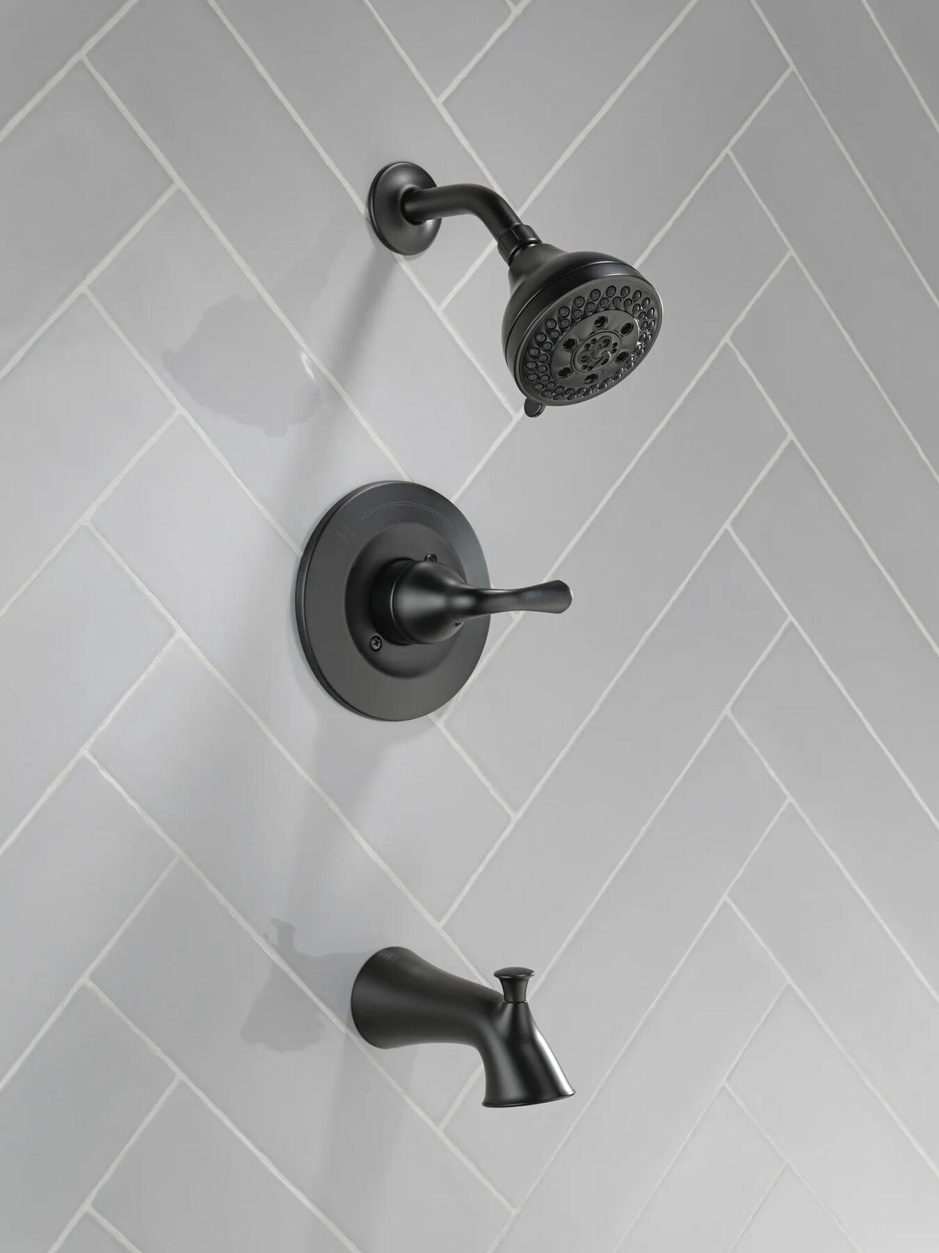 Monitor&reg; 14 Series Tub and Shower