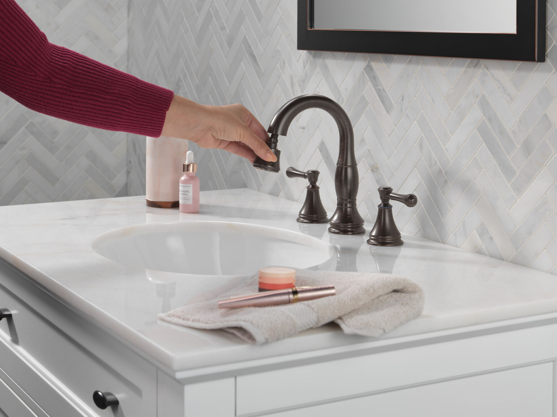 Two Handle Widespread Pull Down Bathroom (Recertified)