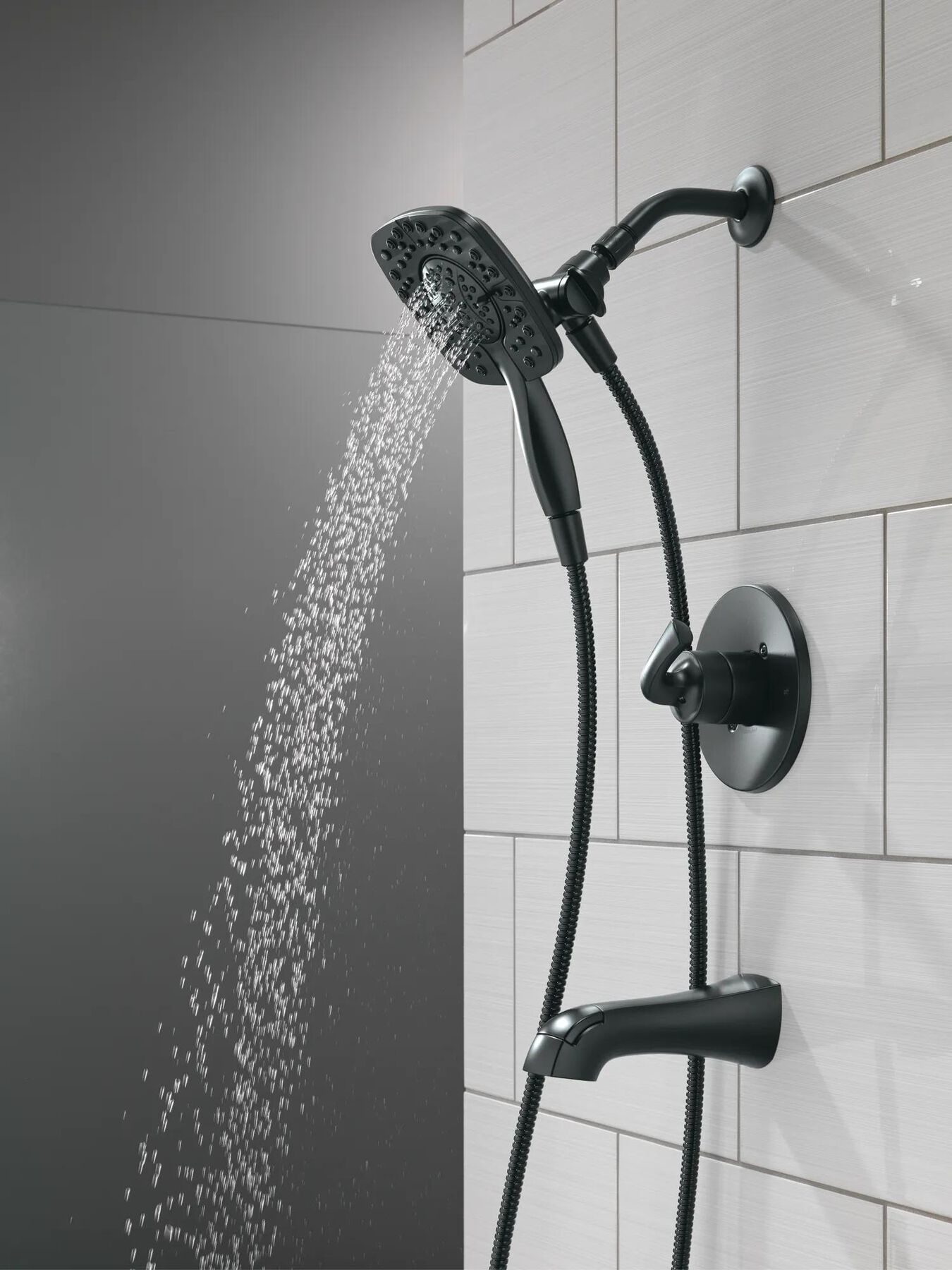 Monitor&reg; 14 Series Tub and Shower (Recertified)