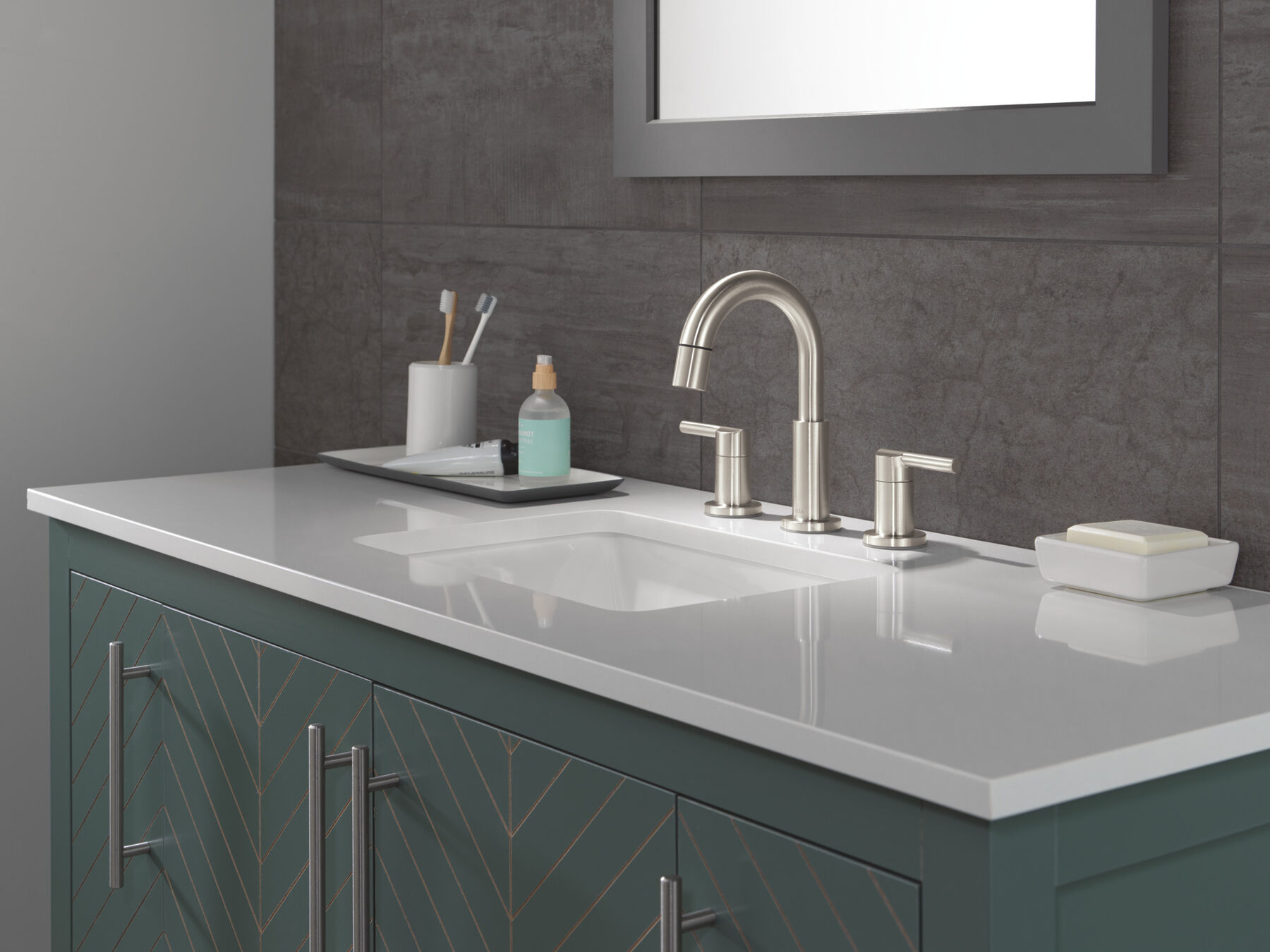 Two Handle Widespread Pull-Down Bathroom Faucet