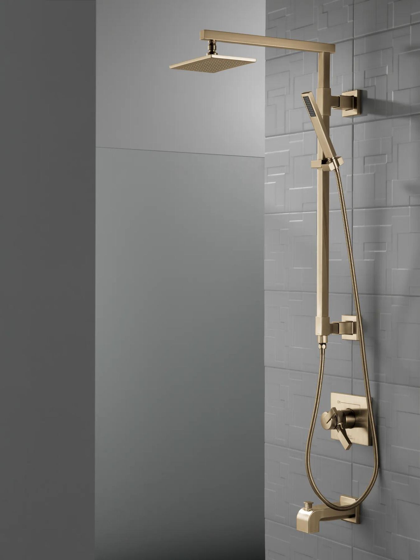 Emerge&reg; 26" Angular Shower Column