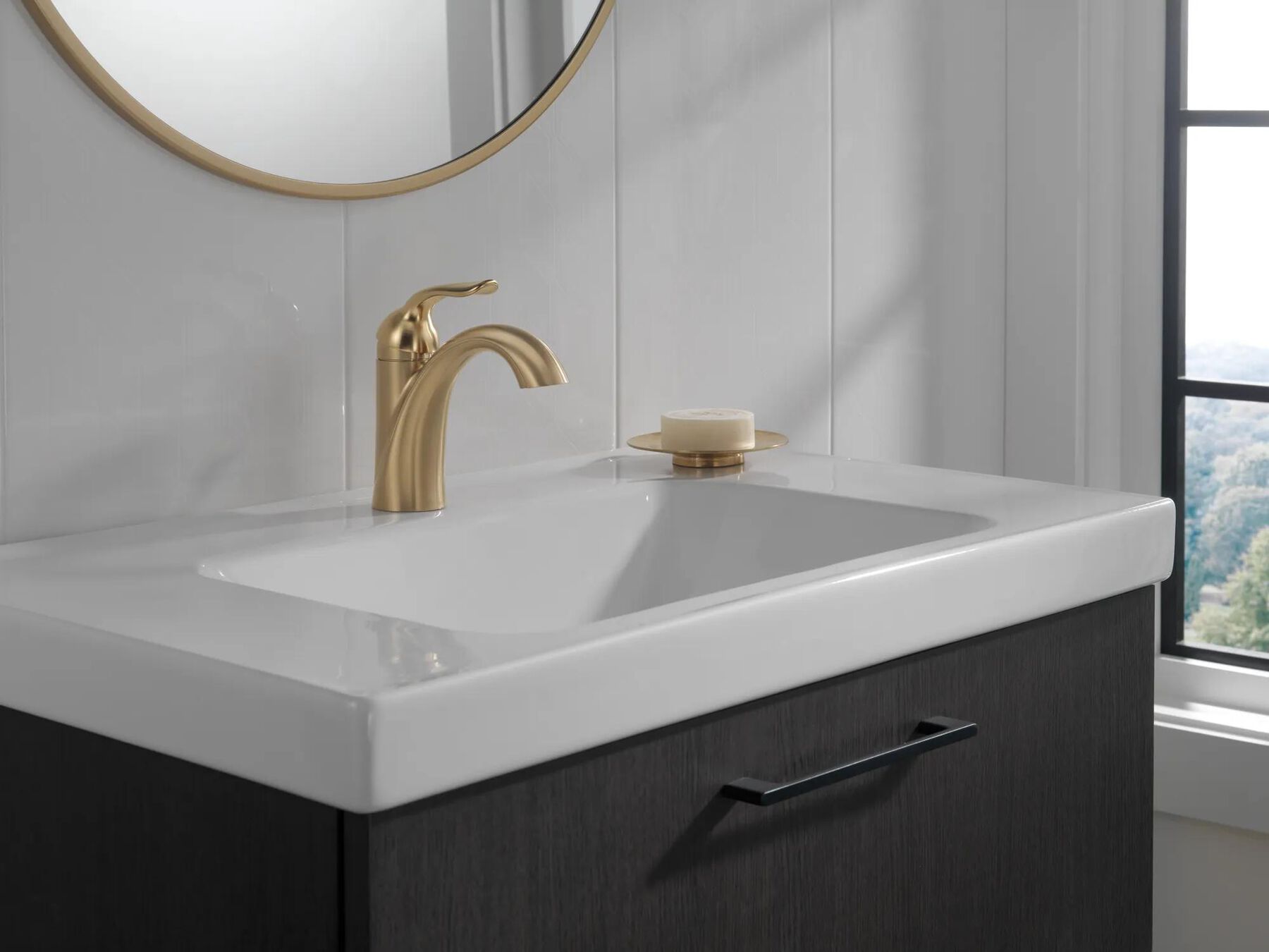 Single Handle Bathroom Faucet