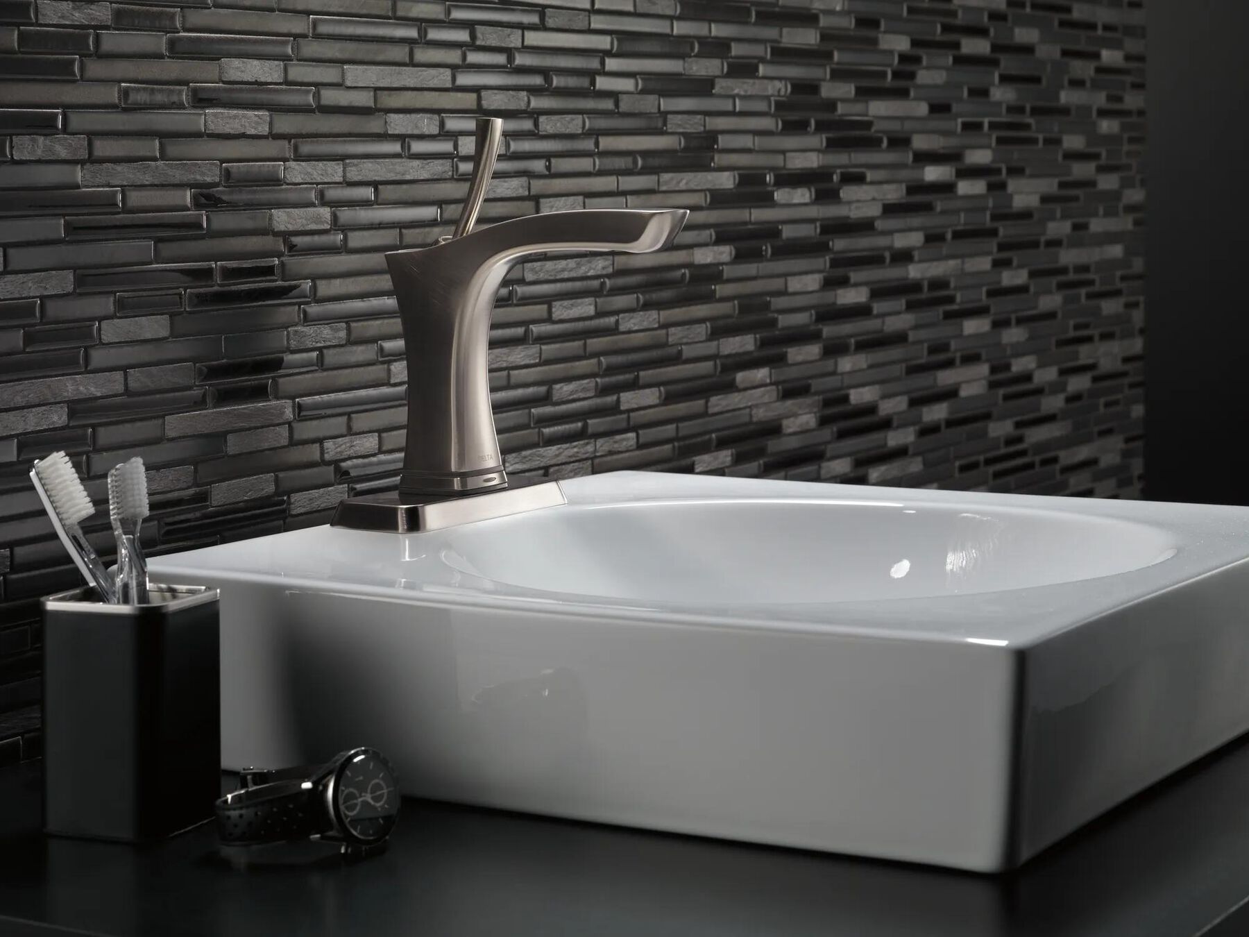 Single Handle Bathroom Faucet with Touch<sub>2</sub>O.xt&reg; Technology