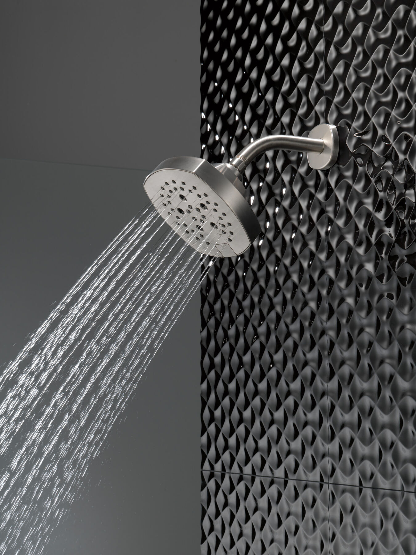 H<sub>2</sub>Okinetic&reg; 5-Setting  Shower Head
