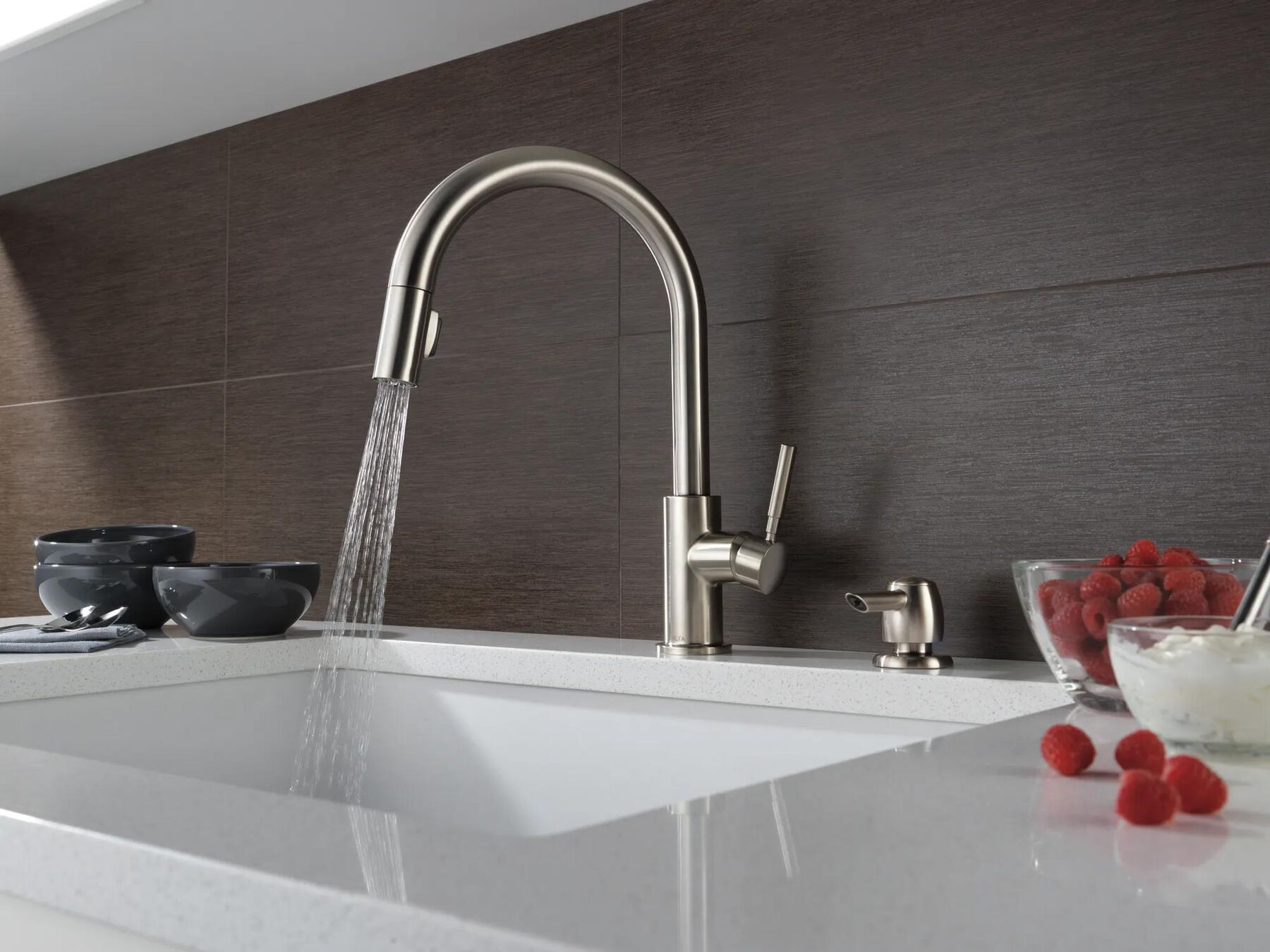 Single Handle Pull-Down Kitchen Faucet with Soap Dispenser