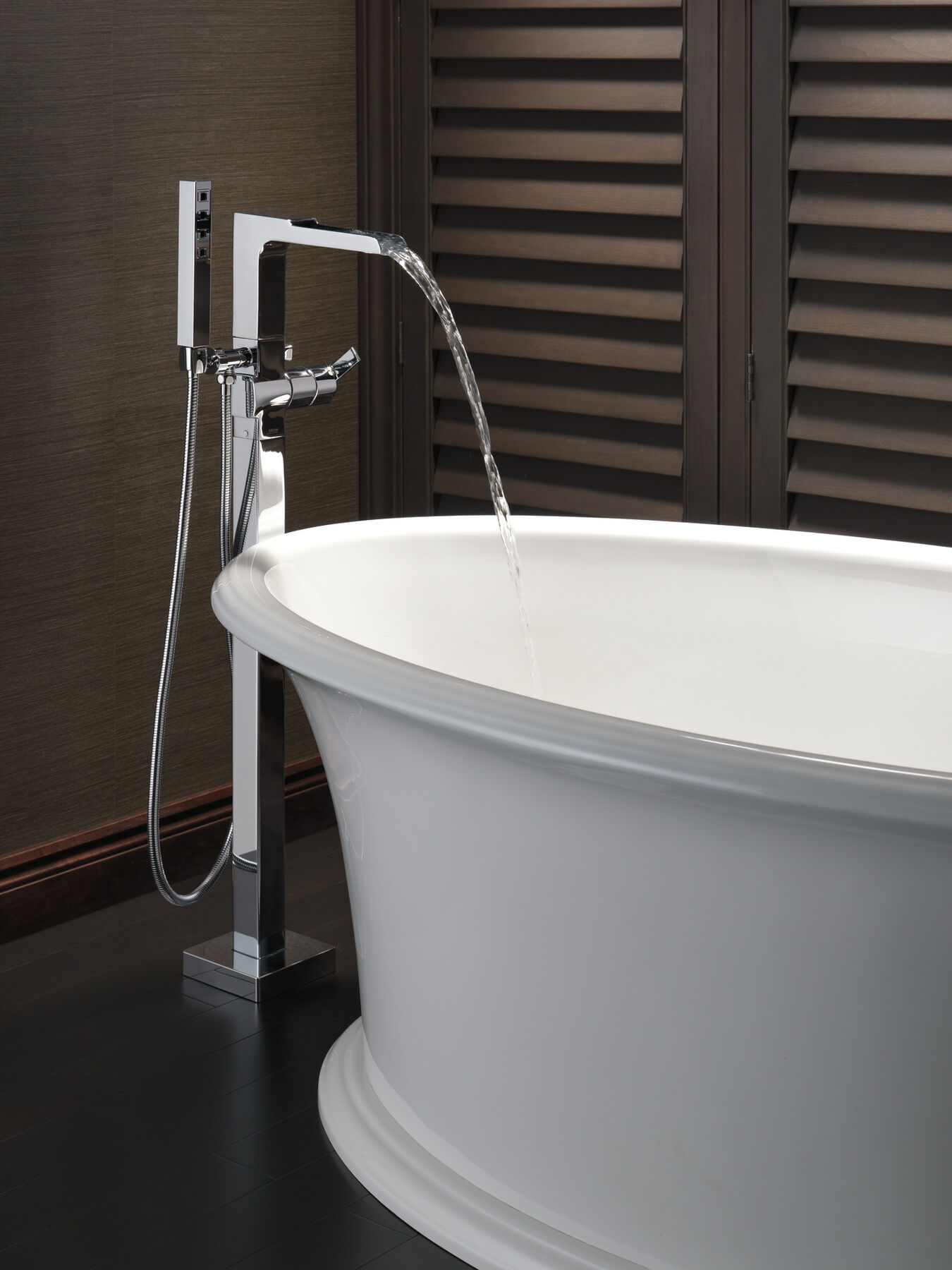 Single Handle Floor Mount Channel Spout Tub Filler Trim with Hand Shower