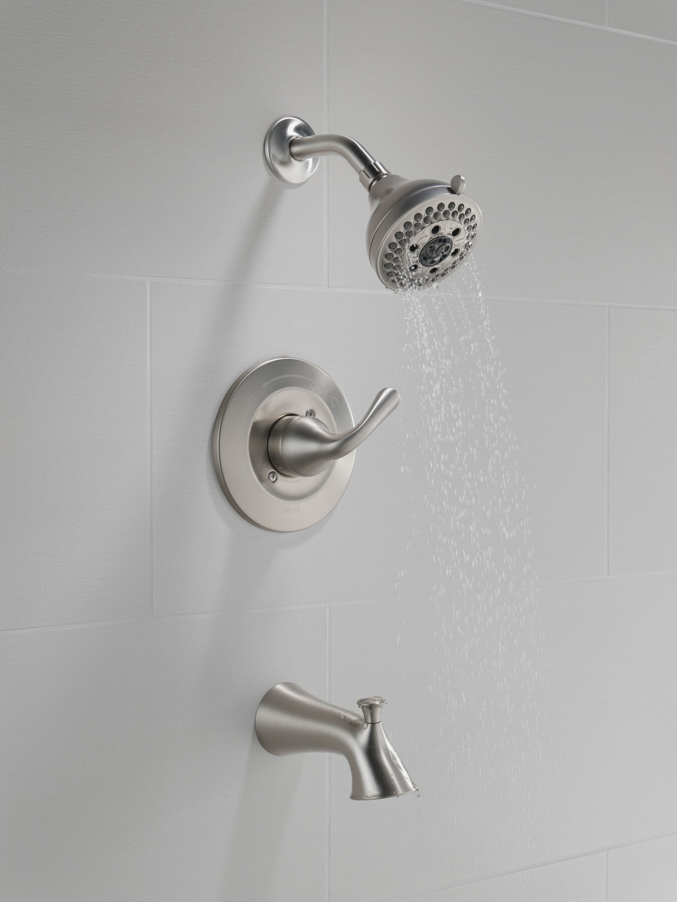 Monitor&reg; 14 Series Tub and Shower