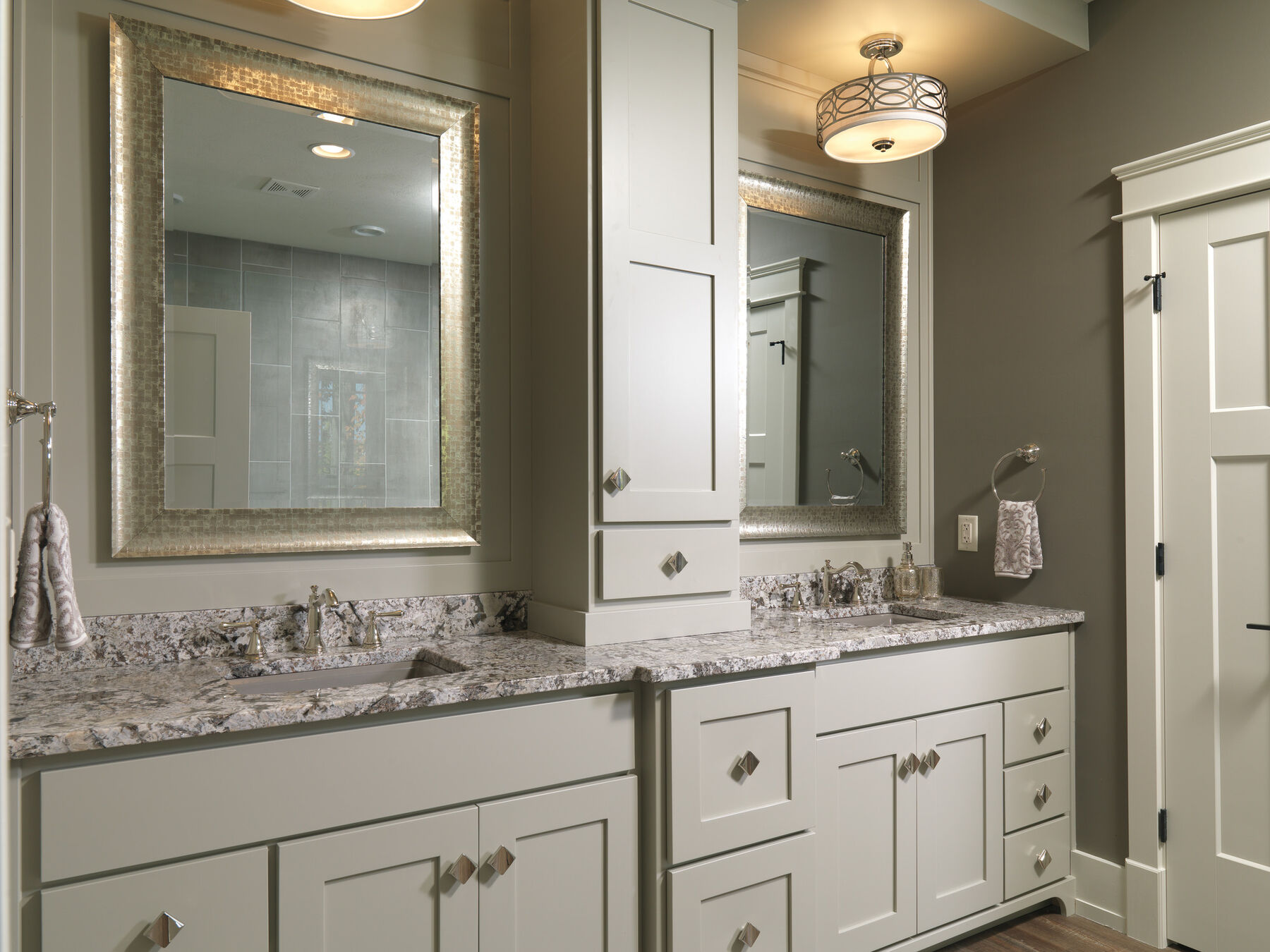 Two Handle Widespread Bathroom Faucet