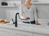 Single Handle Pull-Out Kitchen Faucet