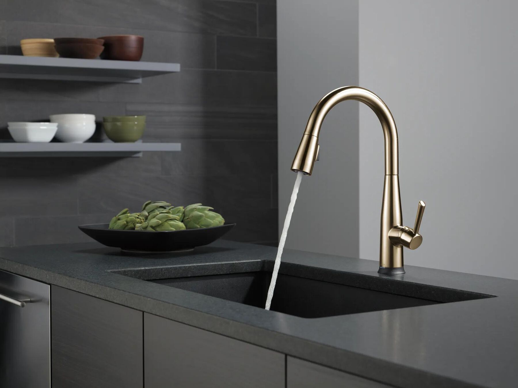 Single Handle Pull-Down Kitchen Faucet with Touch<sub>2</sub>O&reg; Technology Technology