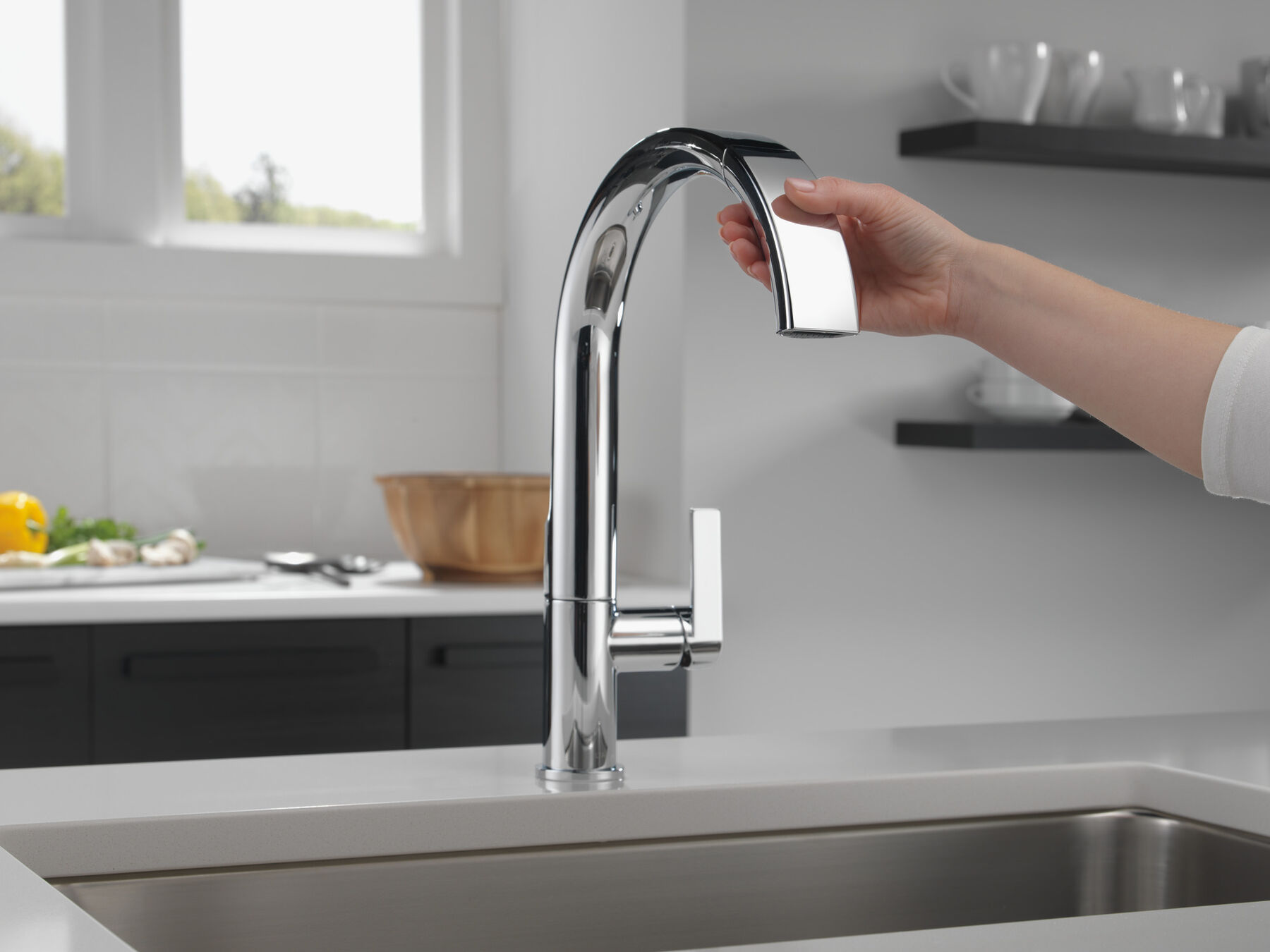 Single-Handle Pull-Down Kitchen Faucet