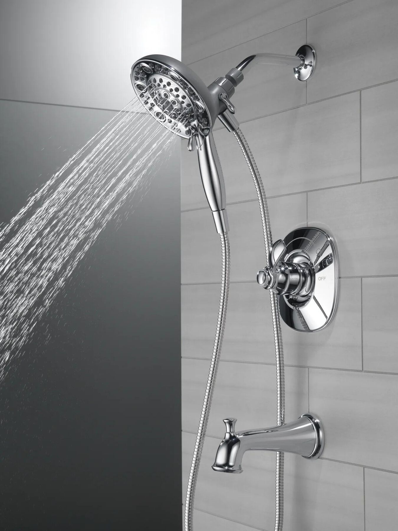 Monitor(R) 14 Series Tub and Shower with In2ition(R) Two-in-One Shower