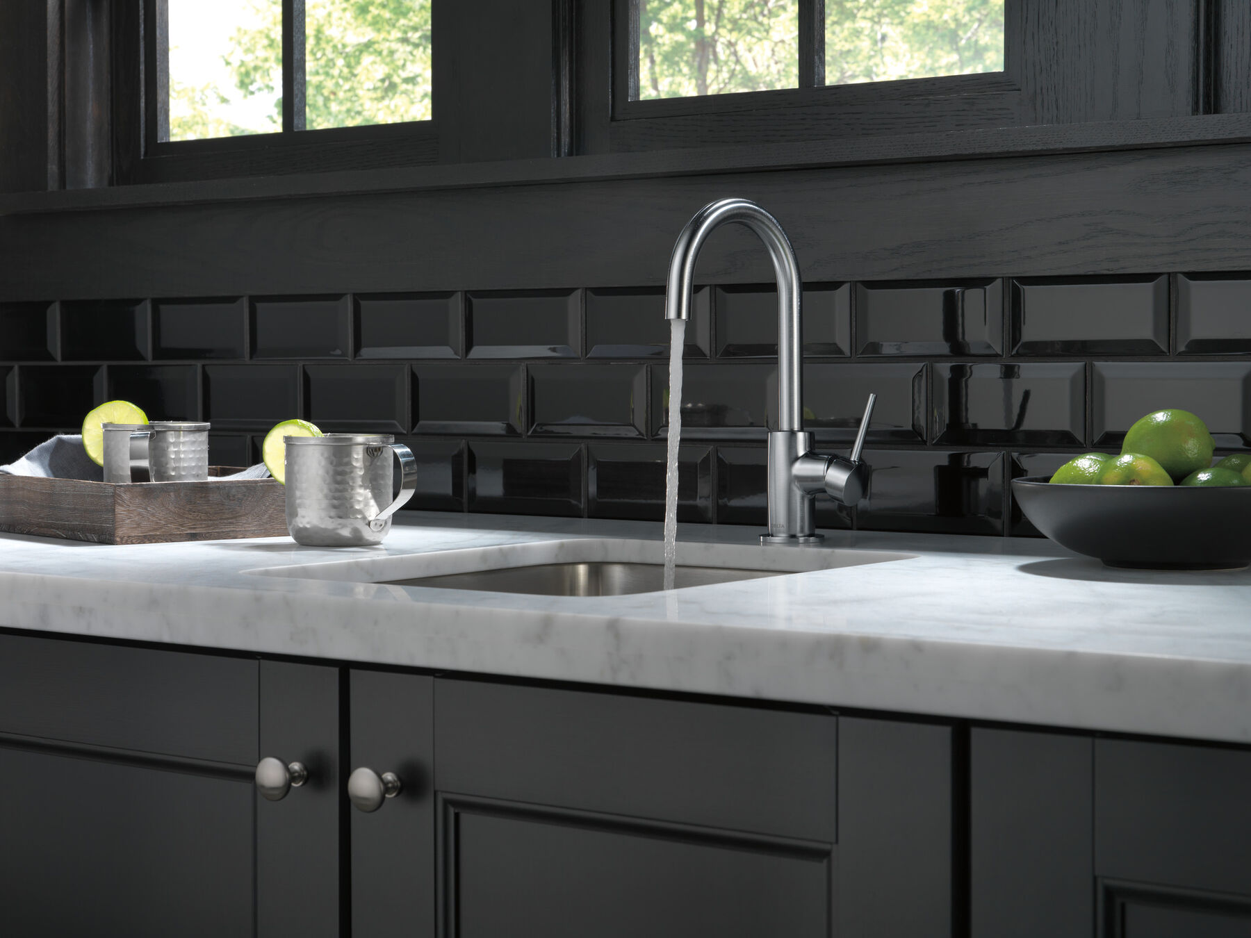 True Bar Limited Swivel