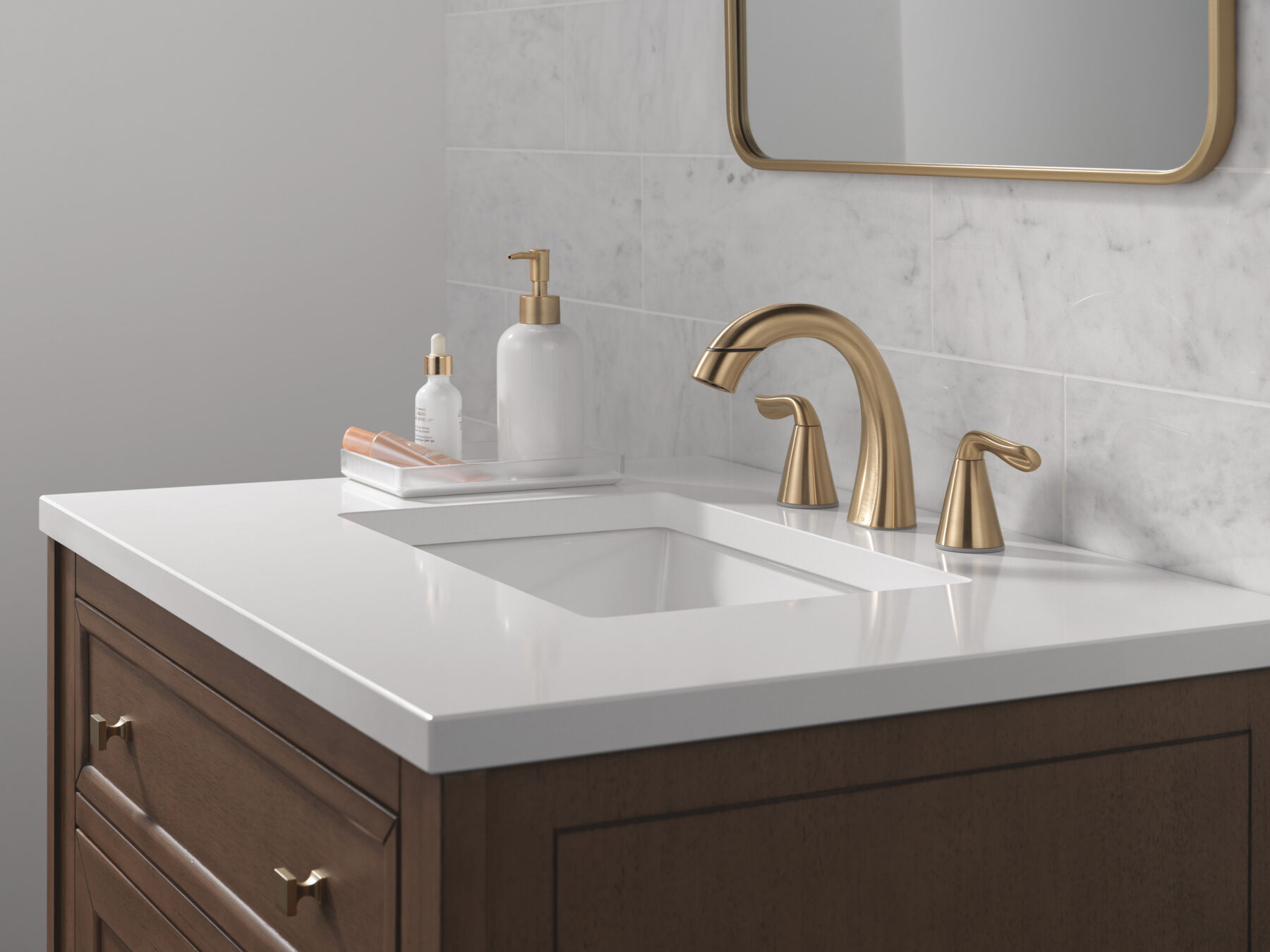 Two Handle Widespread Pull-Down Bathroom Faucet