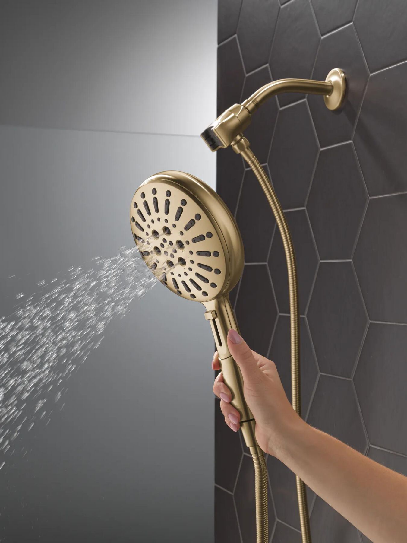 7s SureDock&reg; Magnetic Handshower 1.75 GPM (Recertified)